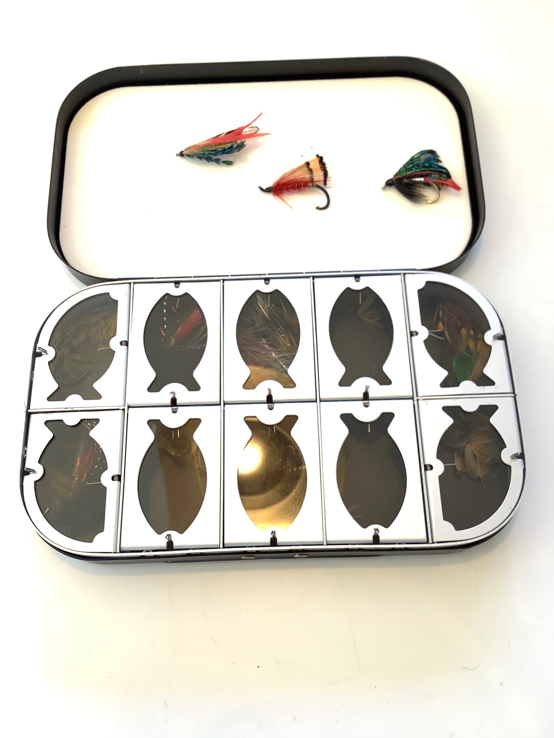Orvis Dry Fly Box with flies