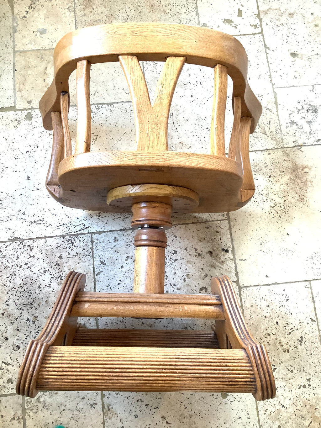 Antique Oak revolving Captains/ Fly tying Chair