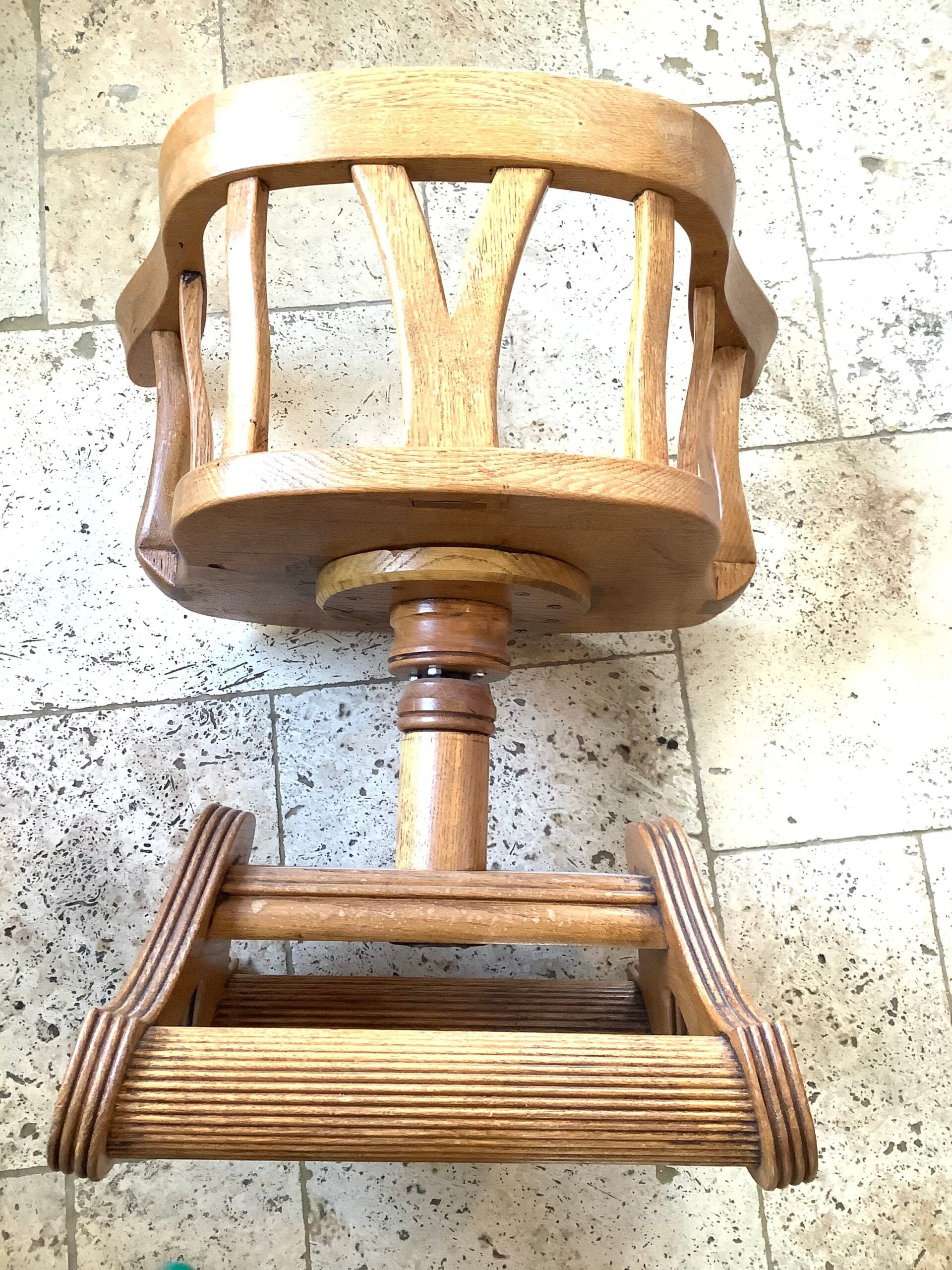 Antique Oak revolving Captains/ Fly tying Chair