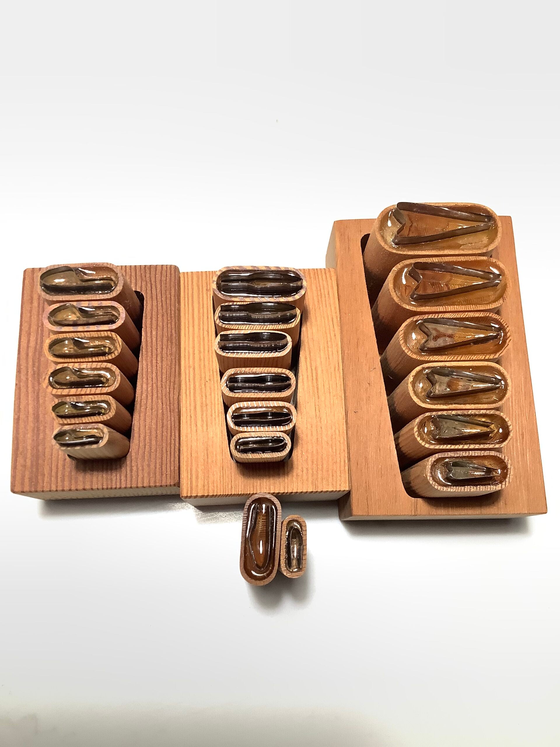 Fly tyers Wing cutting sets, all sizes with Wood block holders.