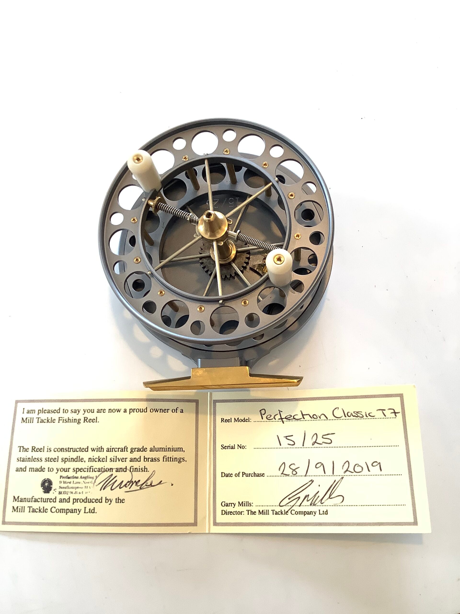 Mint unused Garry Mills LTD ED 4” Perfection Classic T7 Centrepin