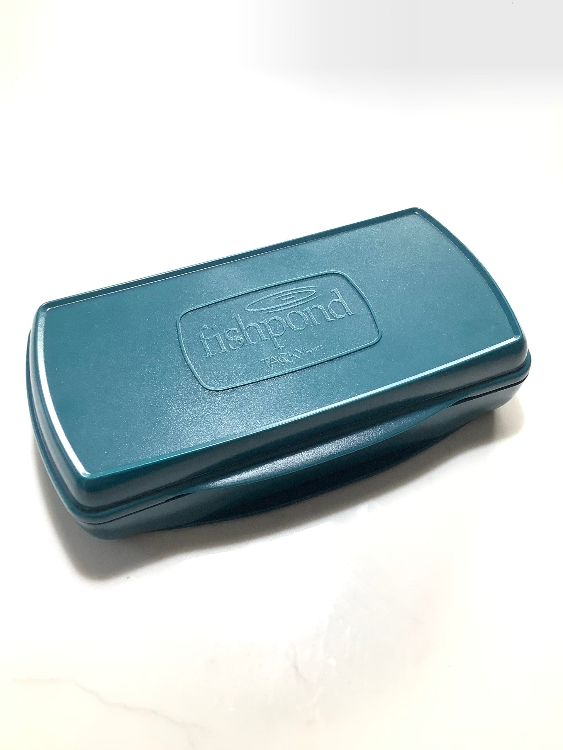 New FISHPOND Large Fly Box with New unused selection of Flies