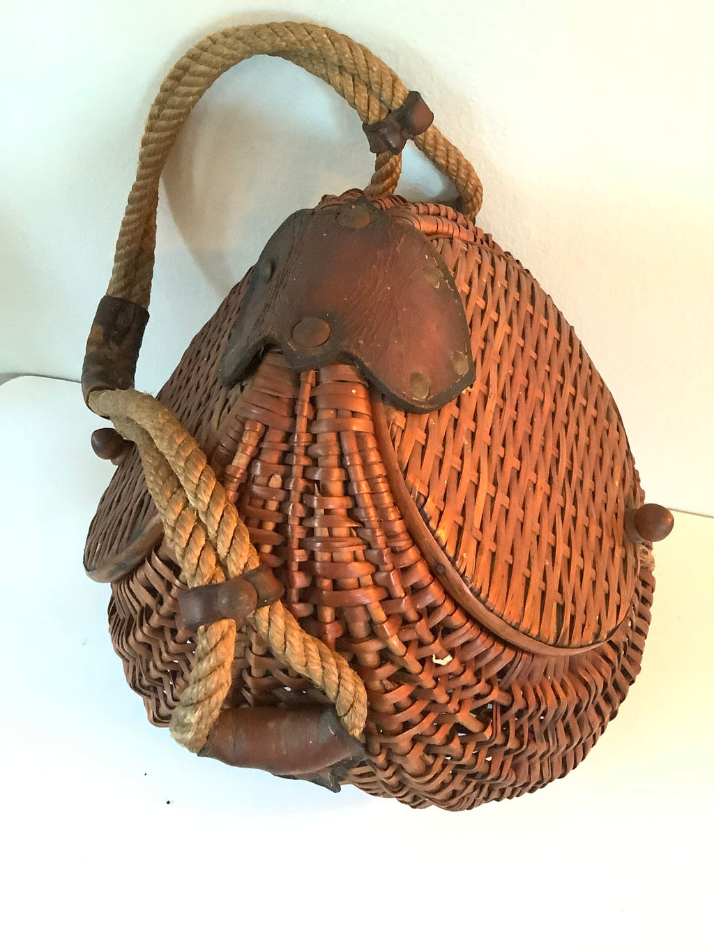 Early Unusual Antique Melon Style Fishing Creel