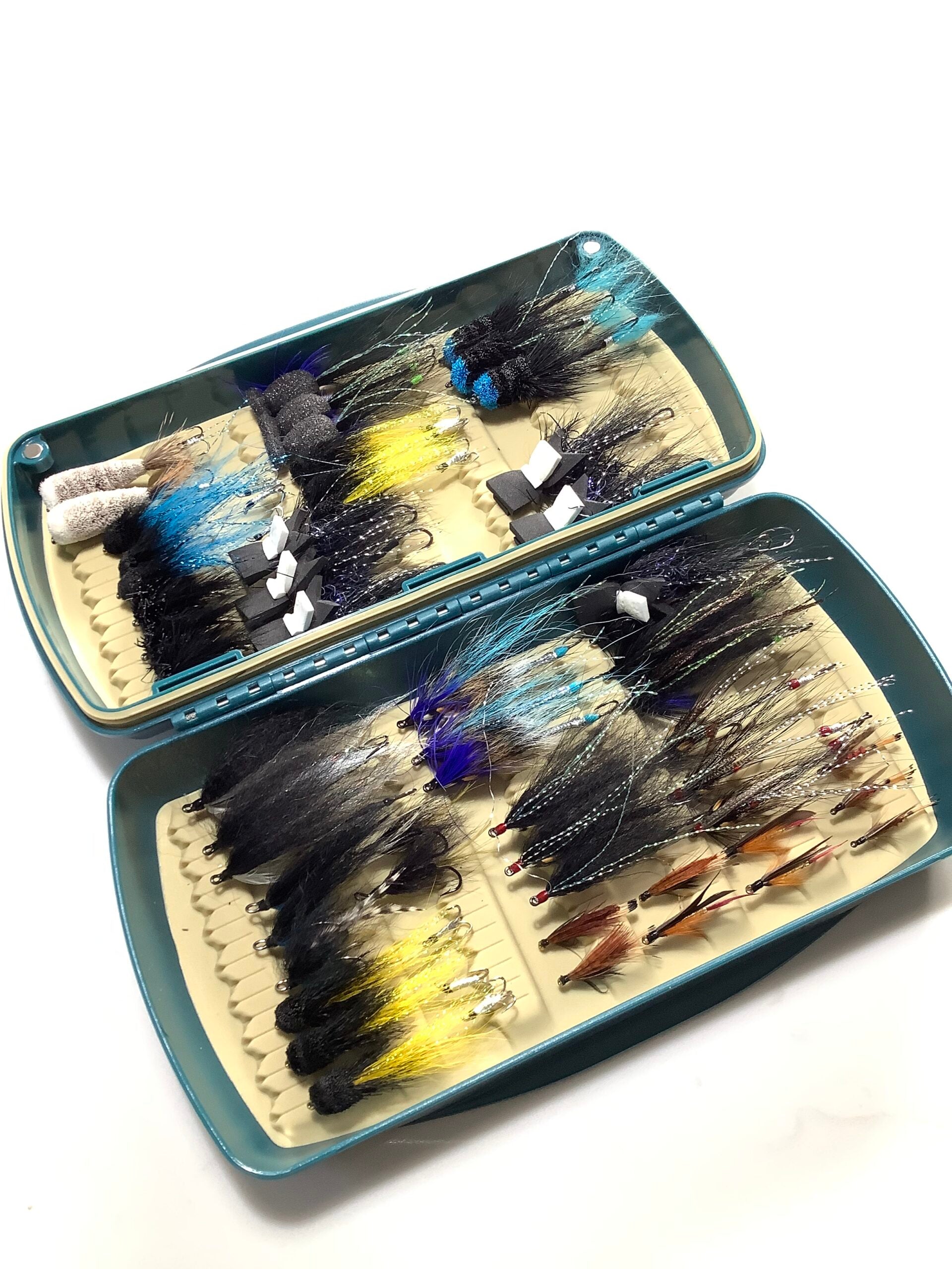 New FISHPOND Large Fly Box with New unused selection of Flies