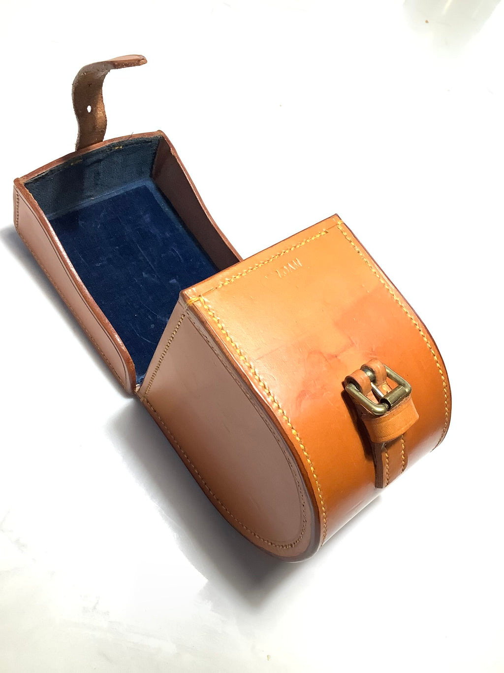 Hand Crafted Block Leather Reel case By PETER LOAM