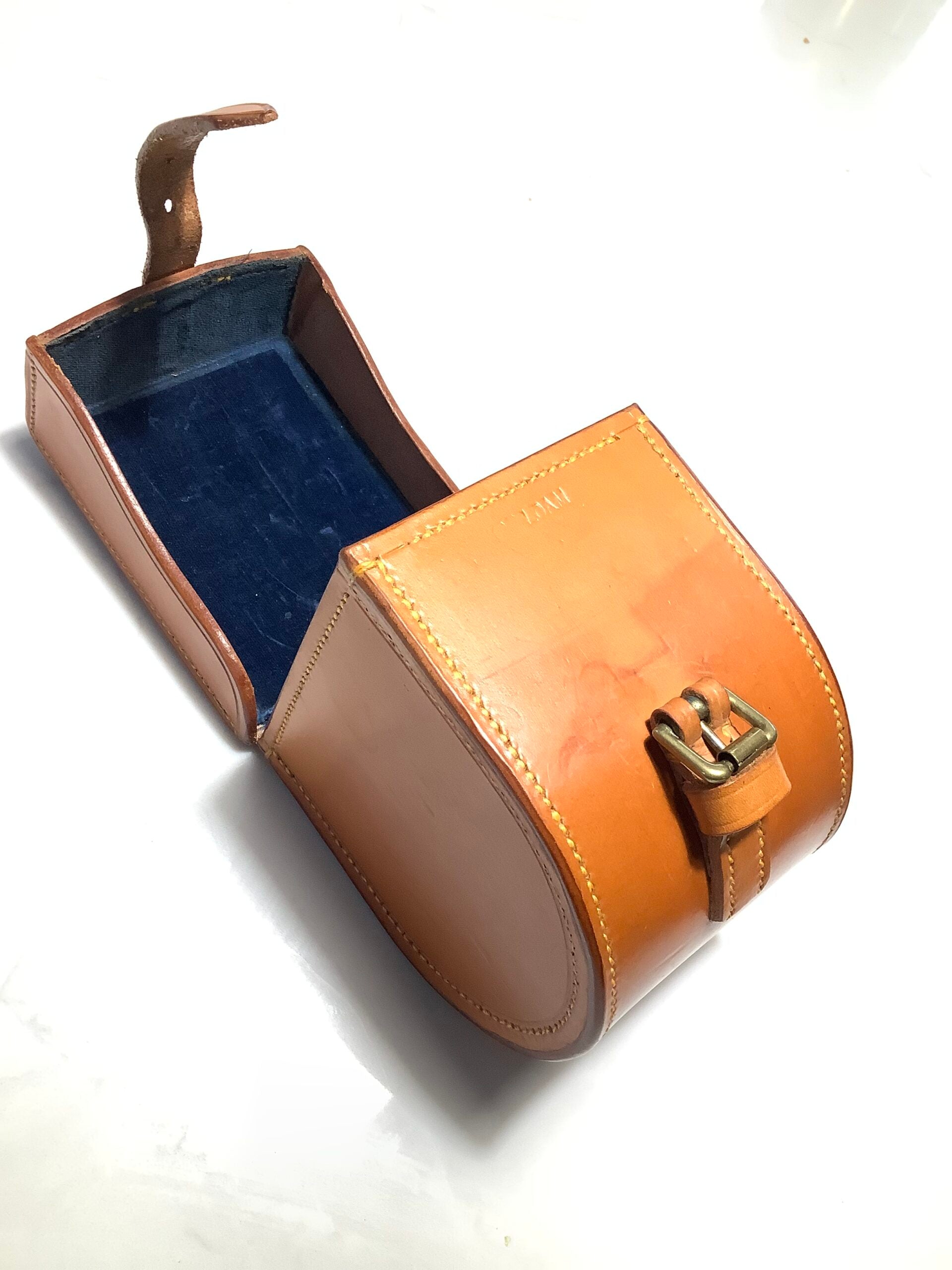 Hand Crafted Block Leather Reel case By PETER LOAM