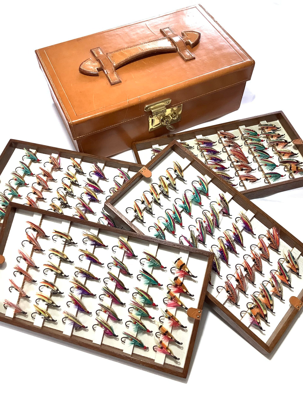 PETER LOAM HAND CRAFTED LEATHER OAK SALMON FLY RESERVOIR WITH COLLECTION OF TRADITIONAL HAND TIED DRESSED SALMON FLIES