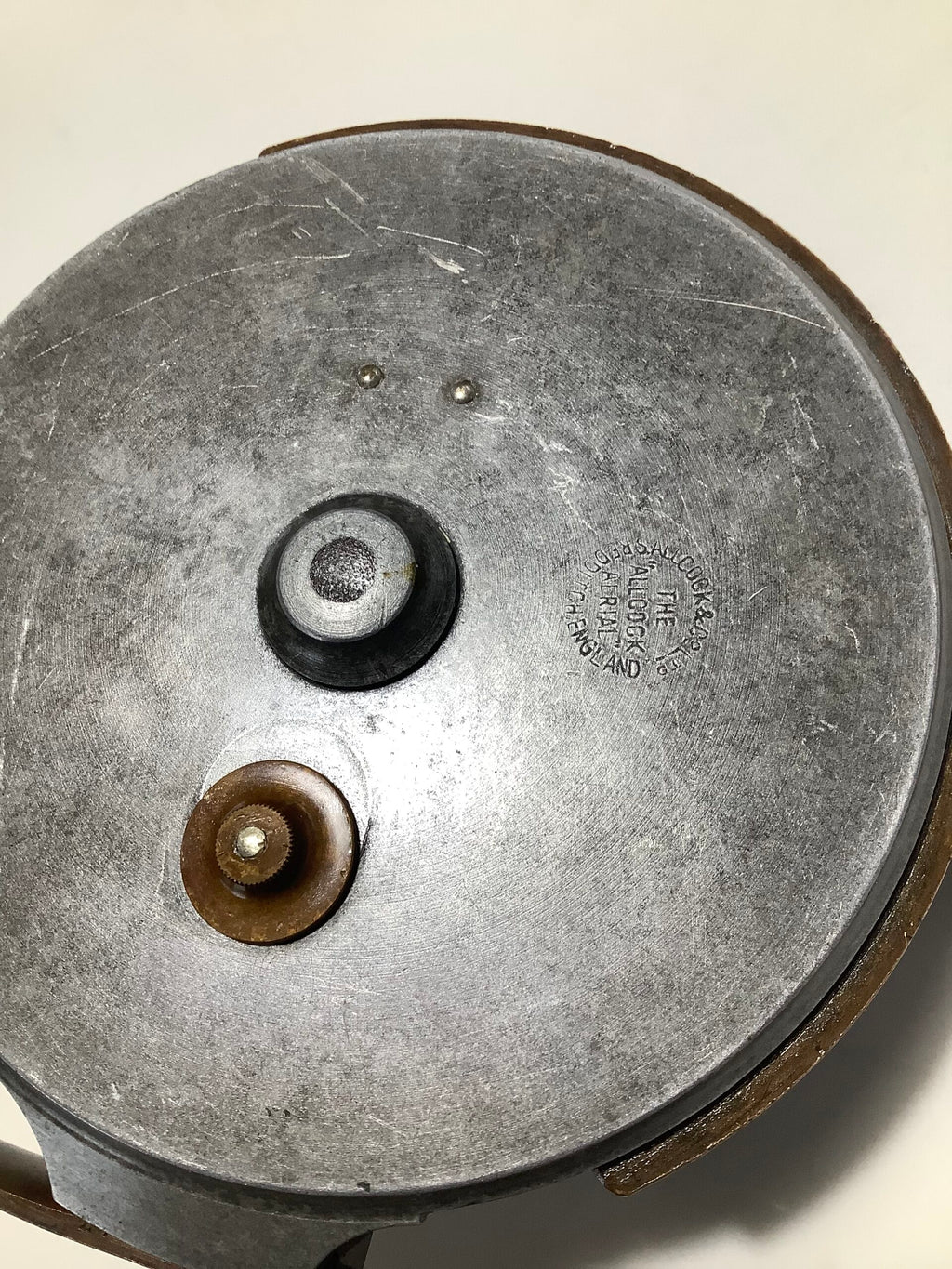 Antique ALLCOCK Co Unventilated Aerial 4 1/2” Centrepin circa 1912-1925