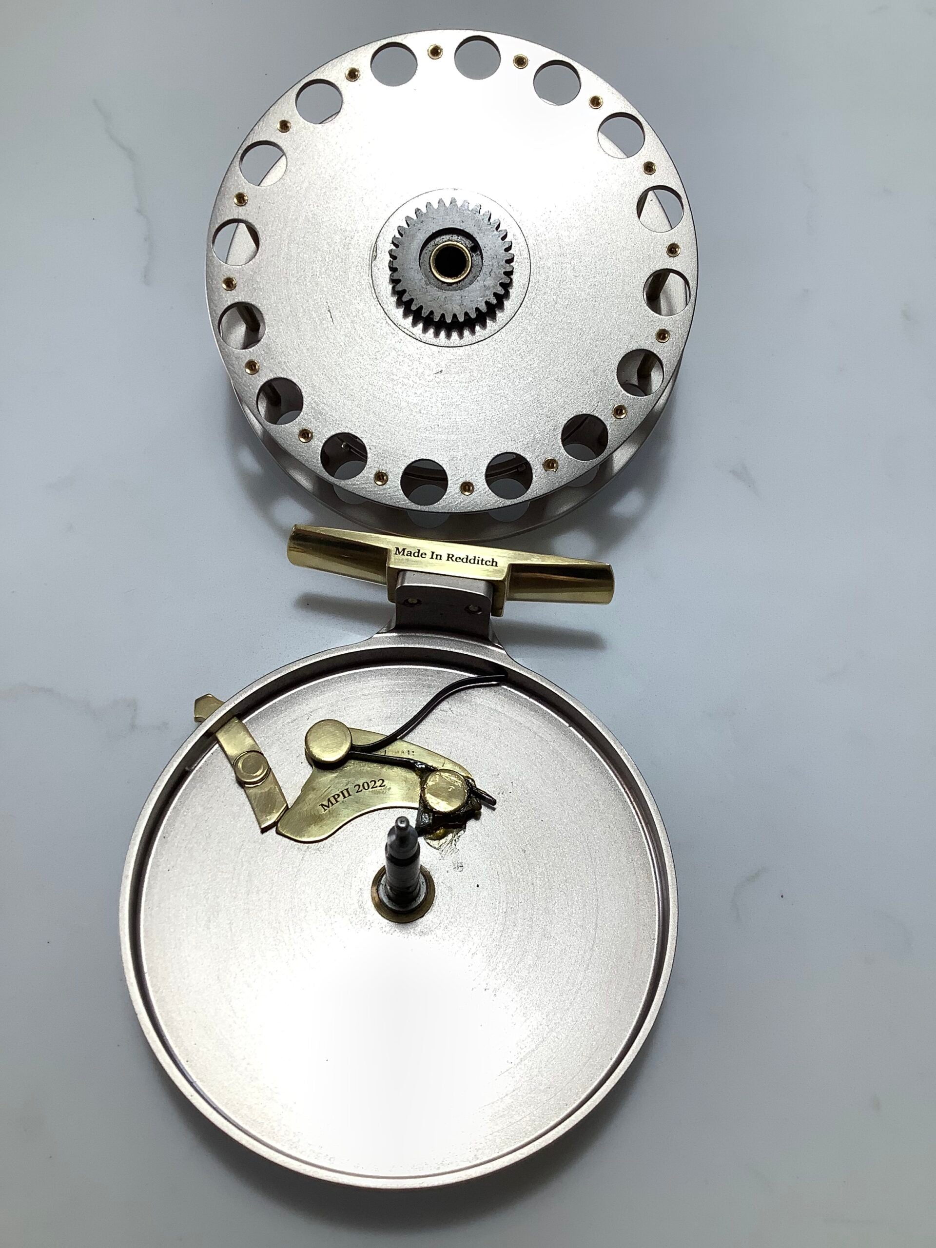 New unused GARRY MILLS “ 21 year Anniversary Limited Edition Centrepin
