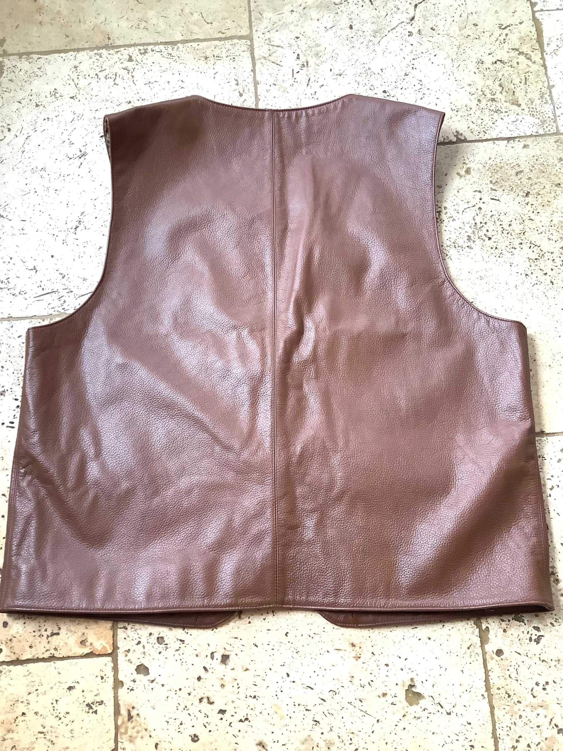New Orvis Leather waist coat/ Gillet XL