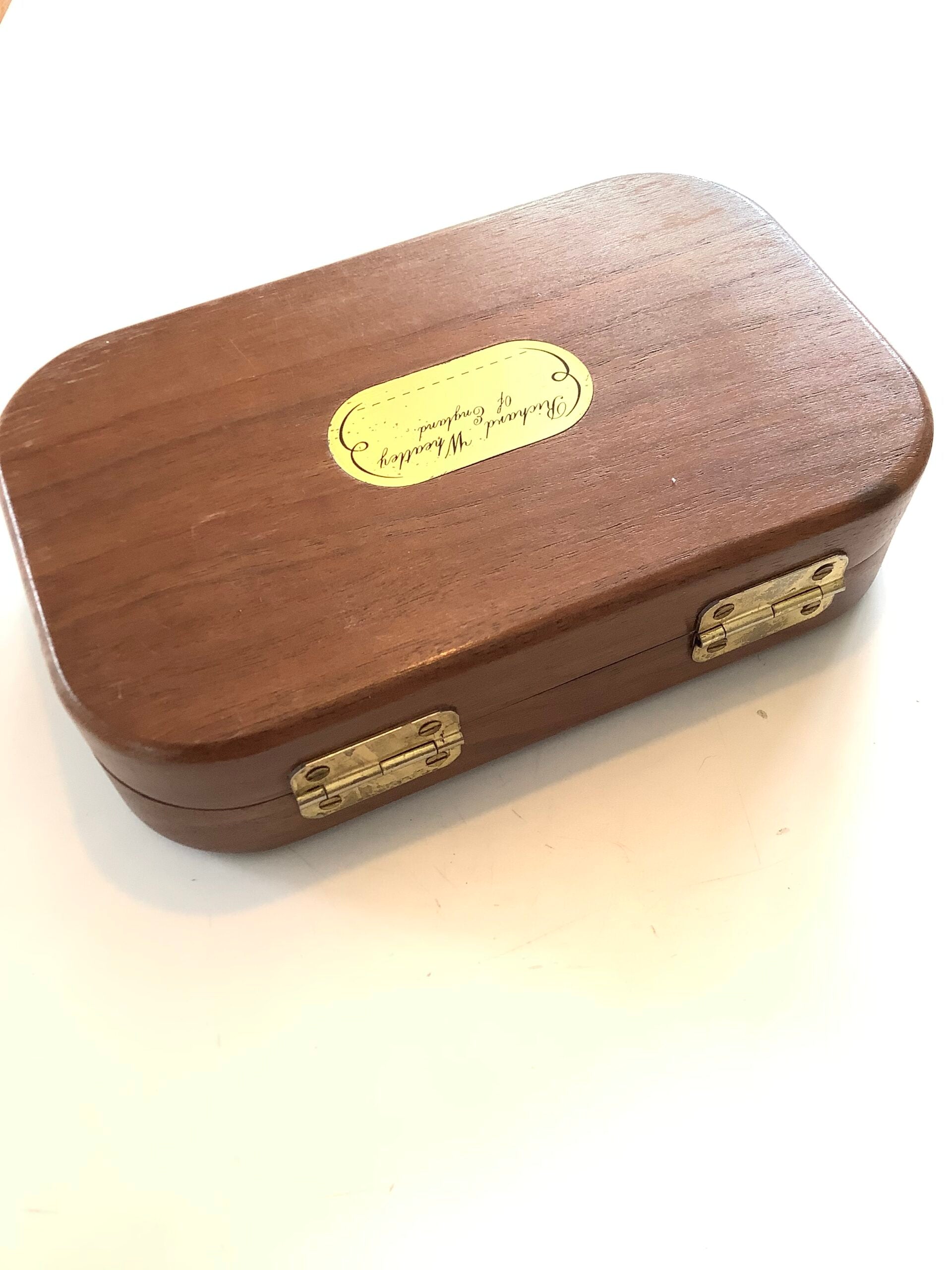 Richard Wheatley Hardwood Fly Box with approx 100 Flies