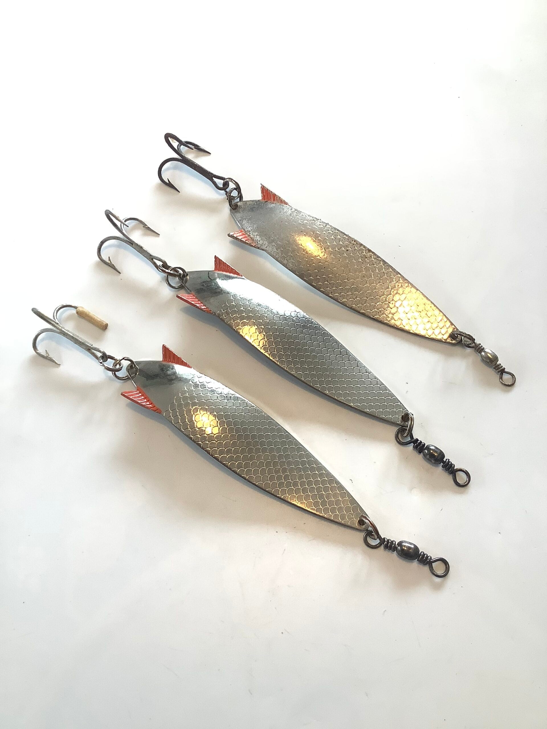 Abu of Sweden Largest Salmon 30g Toby Lures x 3