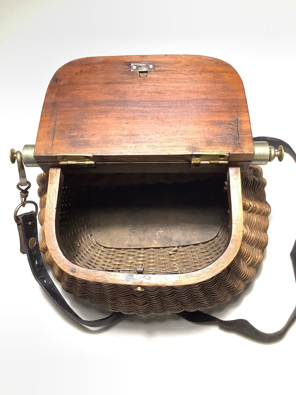 Scarce Early Antique Fishermans “Pot Bellied Creel” 1800s Fine Quality