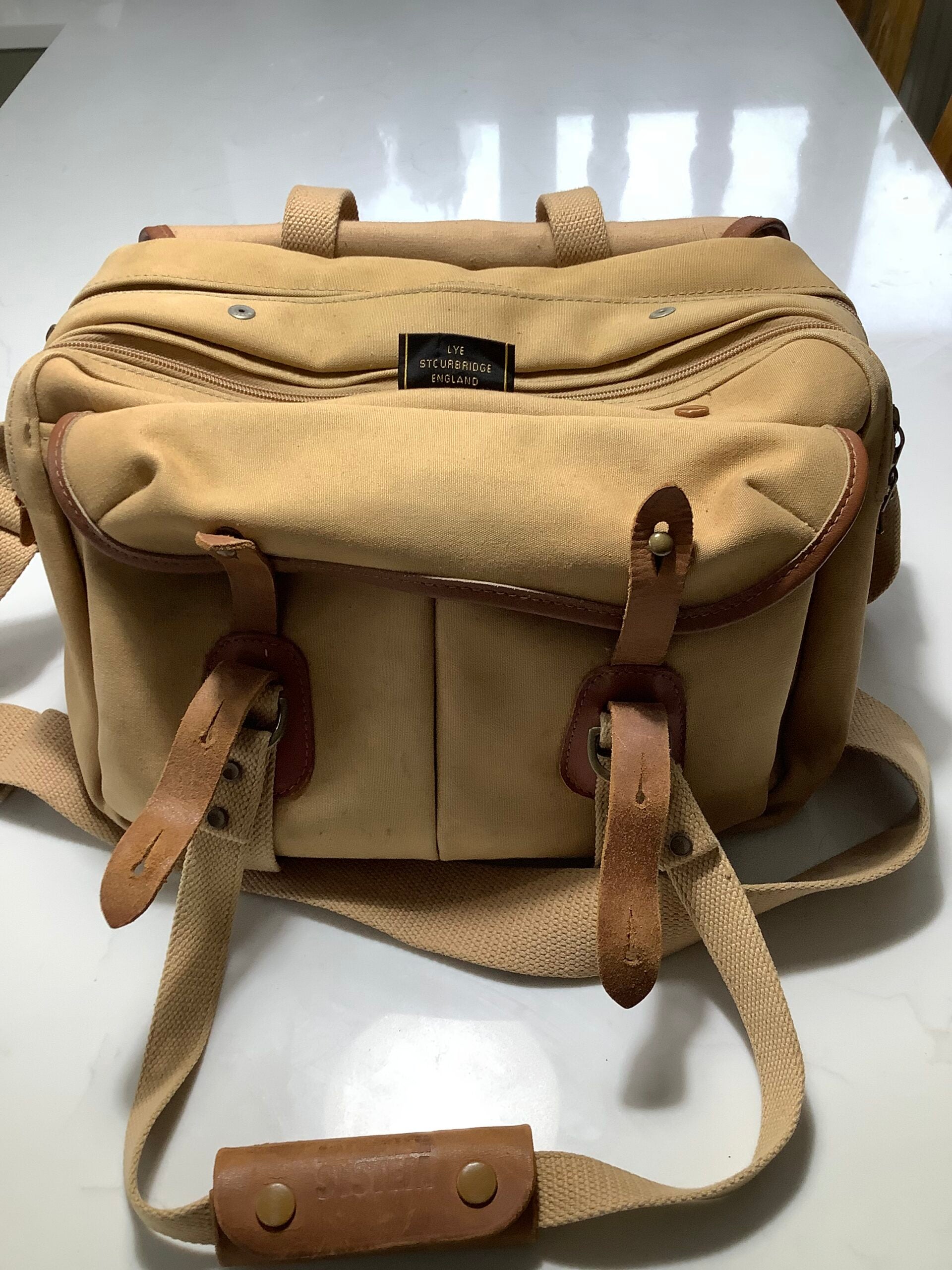 Vintage Quality Hold-all by BILLINGHAM Makers