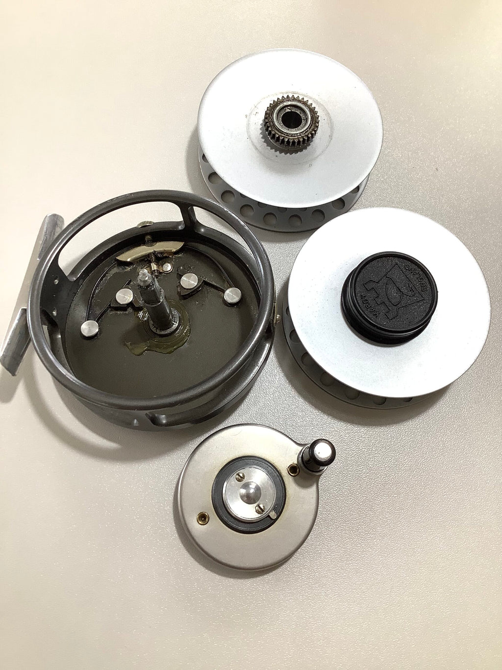Scarce HARDY BROS LRH Lightweight MULTIPIER Fly Reel + Spare Spool