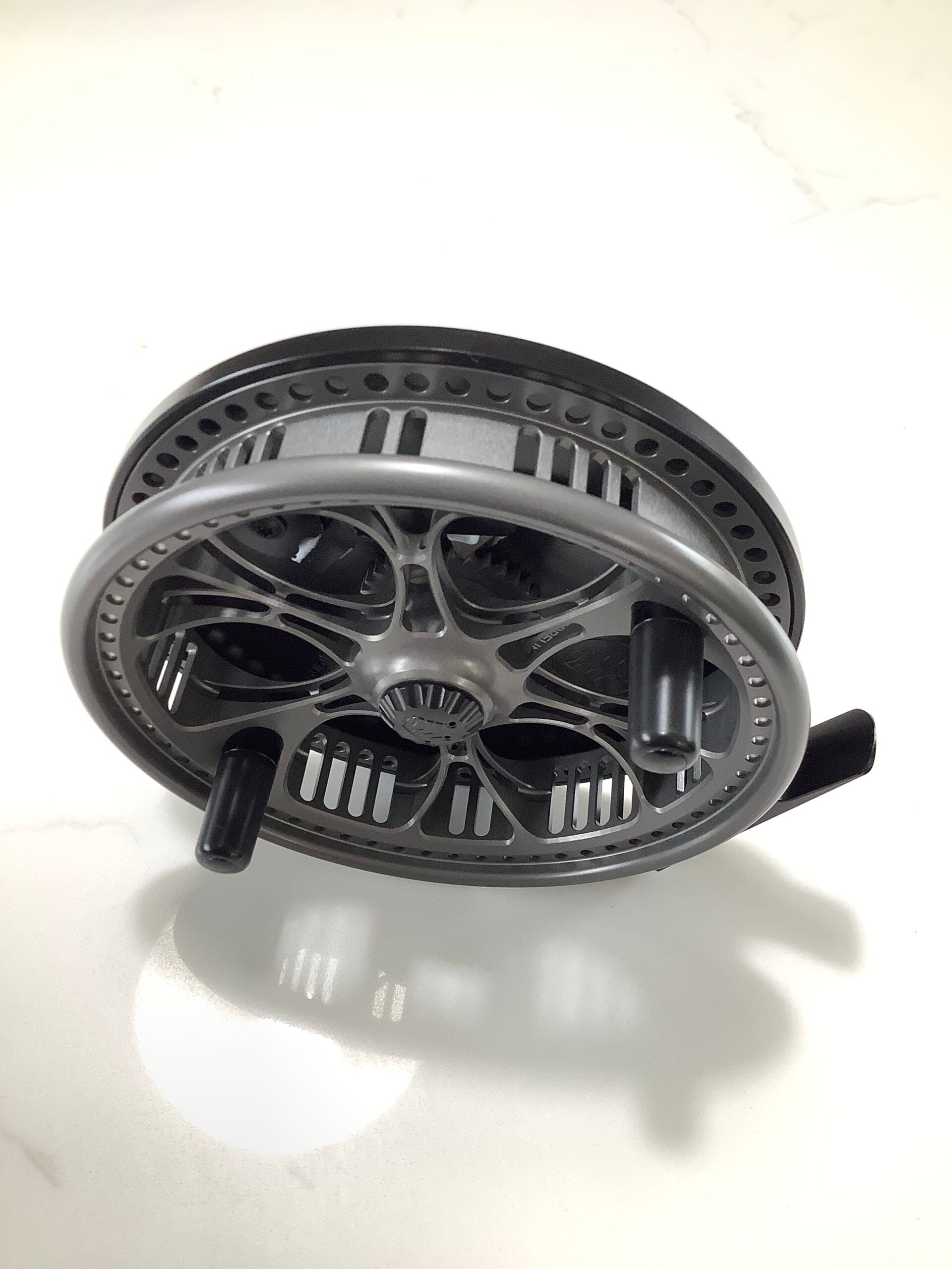 New KINGPIN “ ZEPPLIN ” Centrepin 4.75”