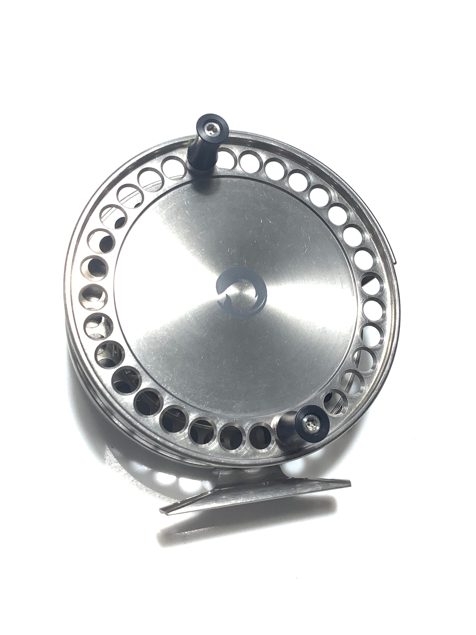 The Piscario HALCYON TITANIUM Centre Pin New unused ( As featured in the Mortimer Whitehouse Gone Fishing Series)