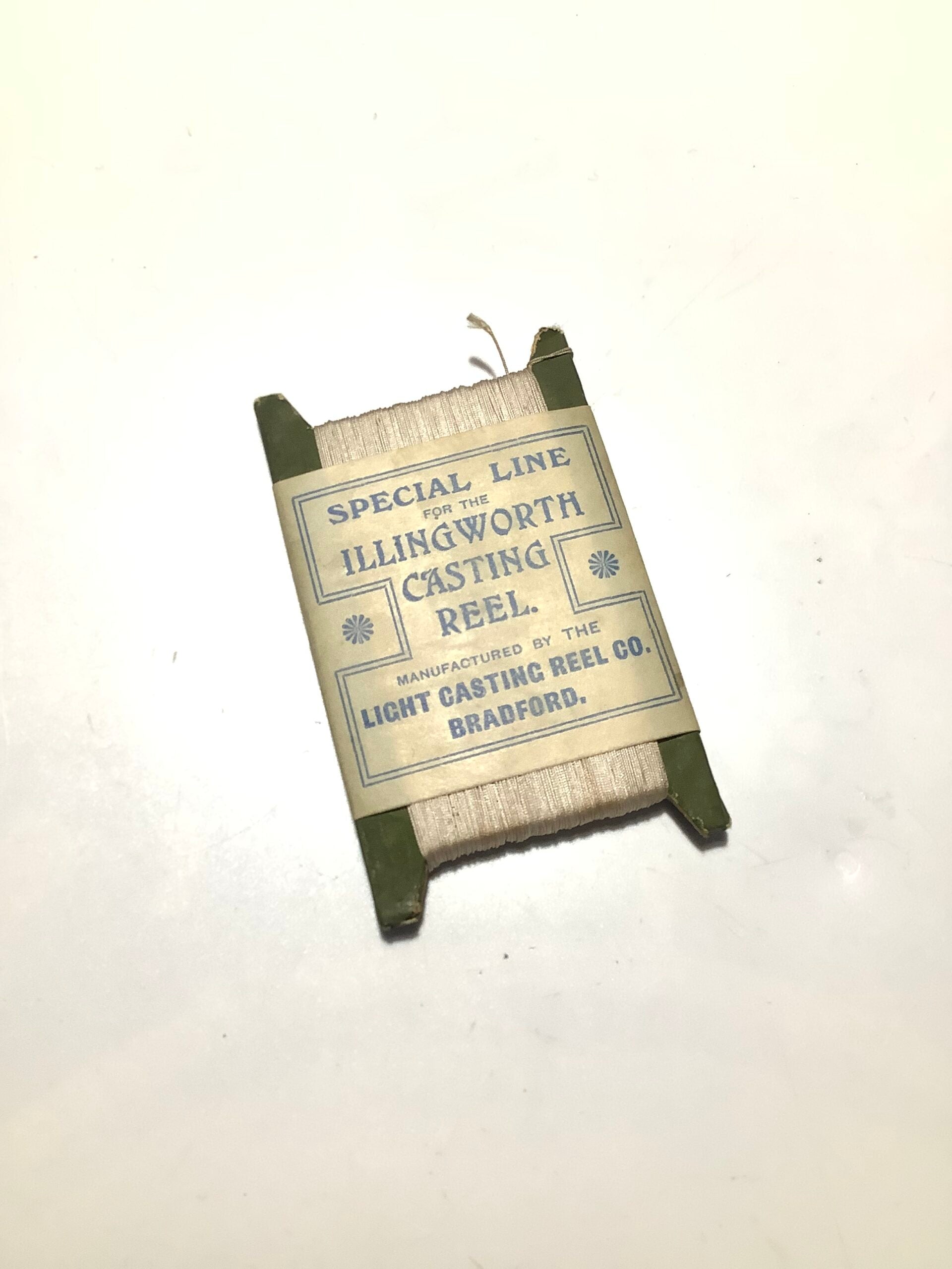 Antique ILLINGWORTH Casting Reel Special Silk Line (unused)