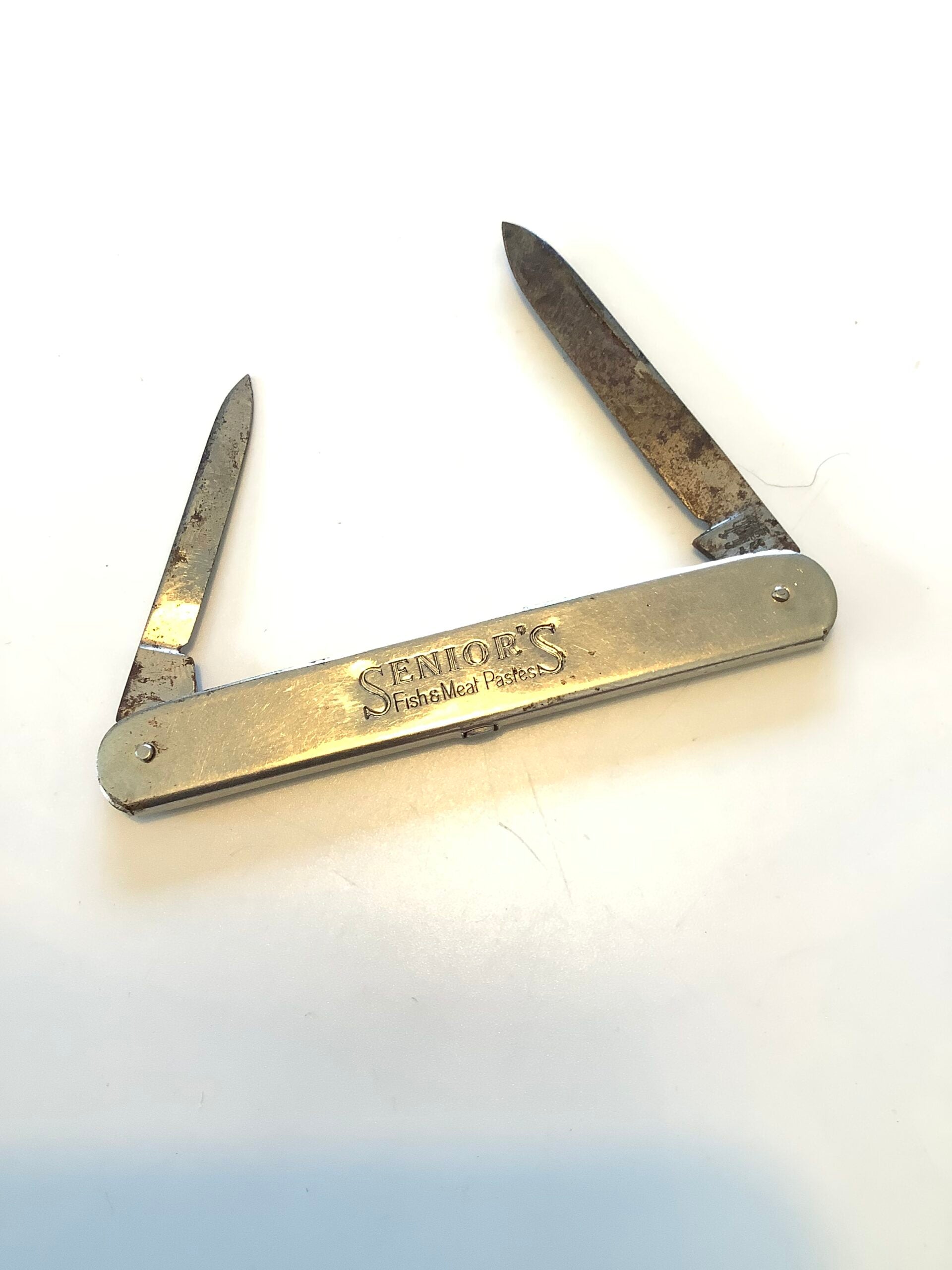 Vintage Seniors Fish Meat Pastes Pocket knife