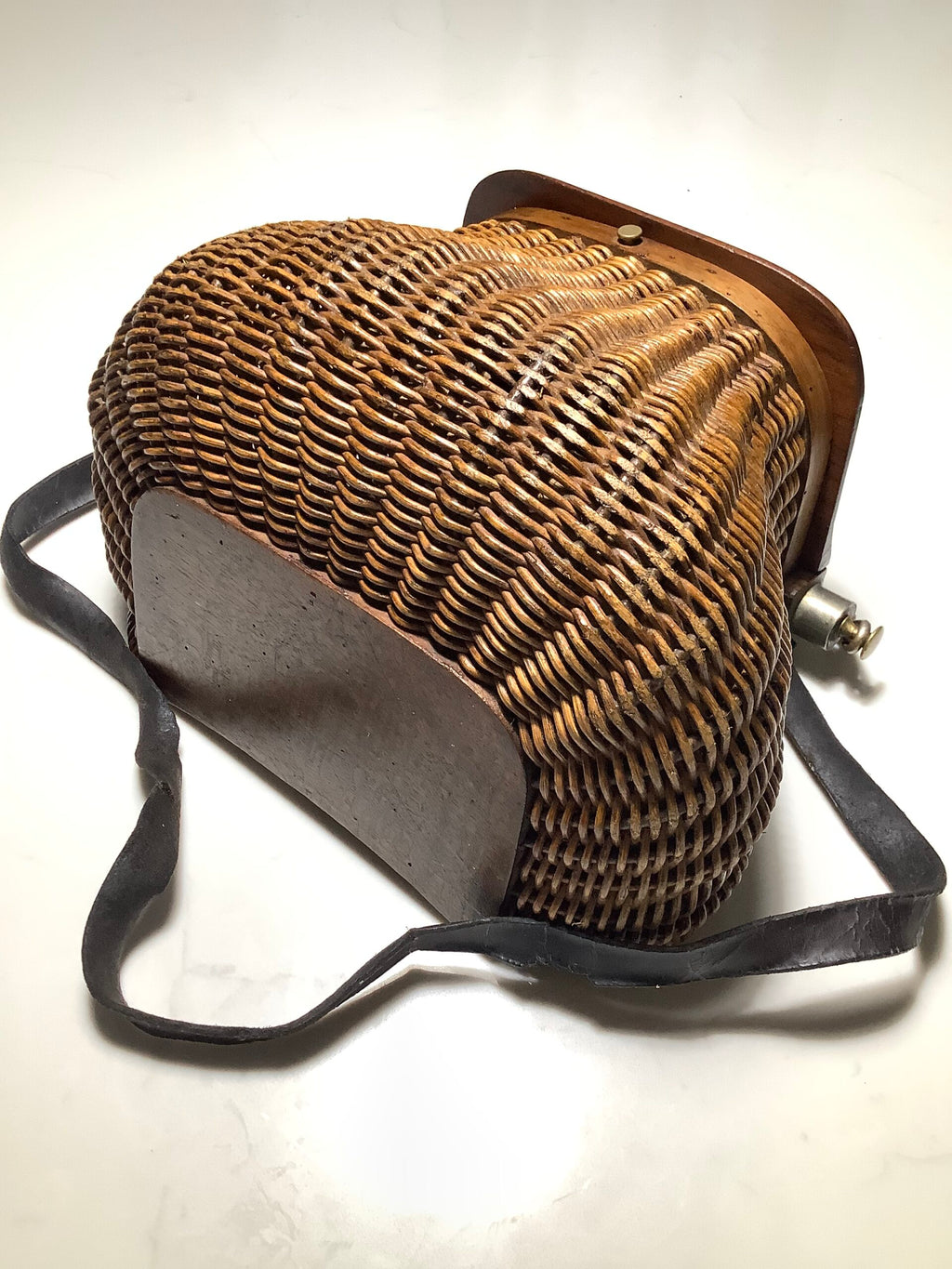 Scarce Early Antique Fishermans “Pot Bellied Creel” 1800s Fine Quality