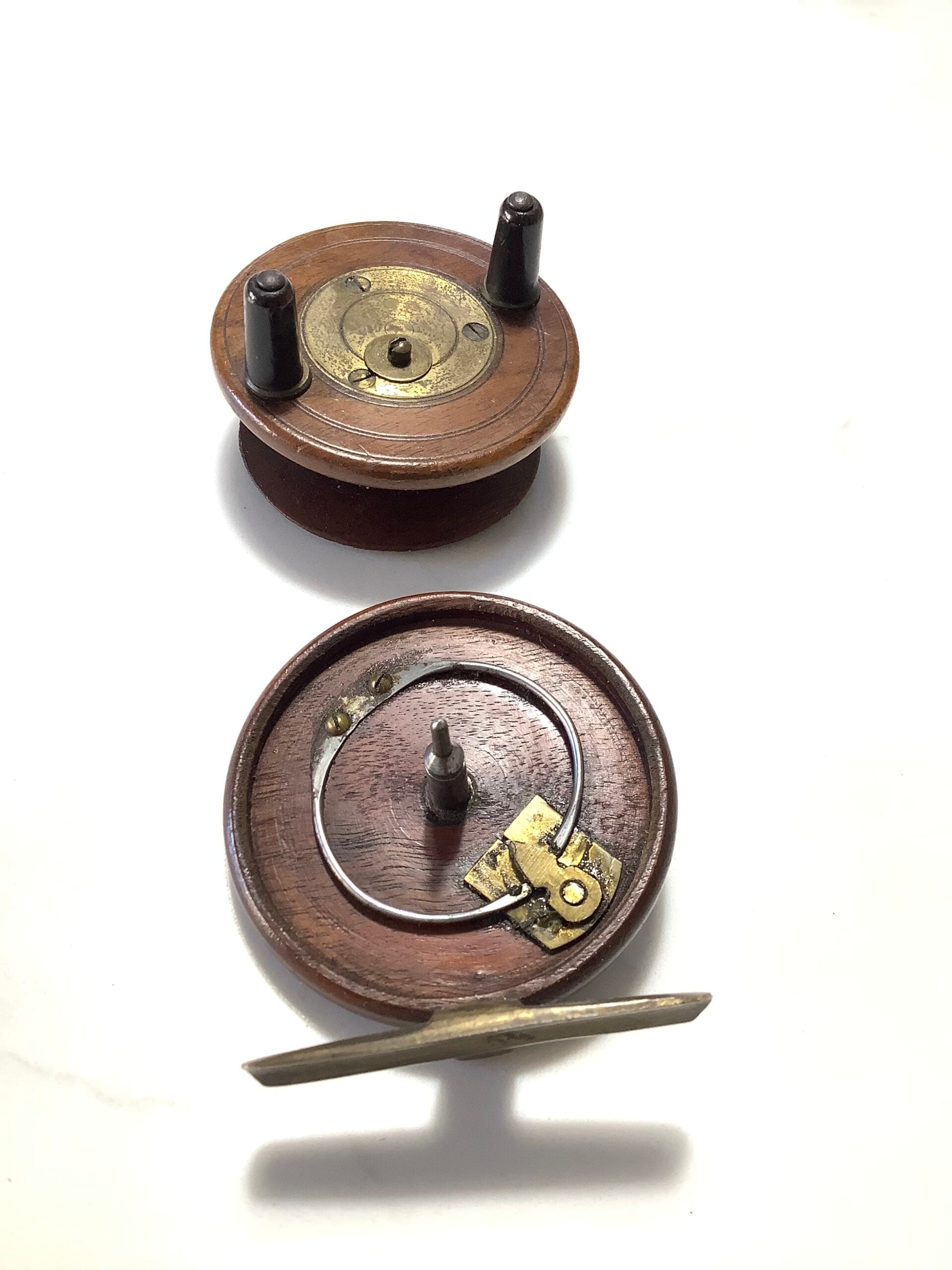 Antique Rare smallest size 2 1/2” Slater latch Nottingham Reel