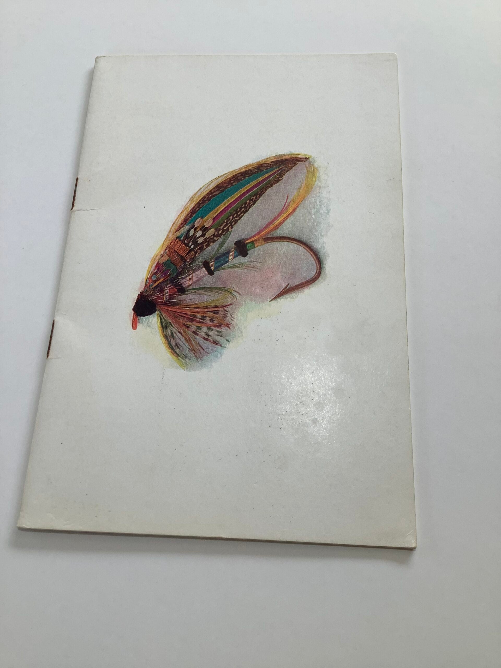 OGDEN SMITH FISHING FLY COLOURED ILLUSTRATED GUIDE