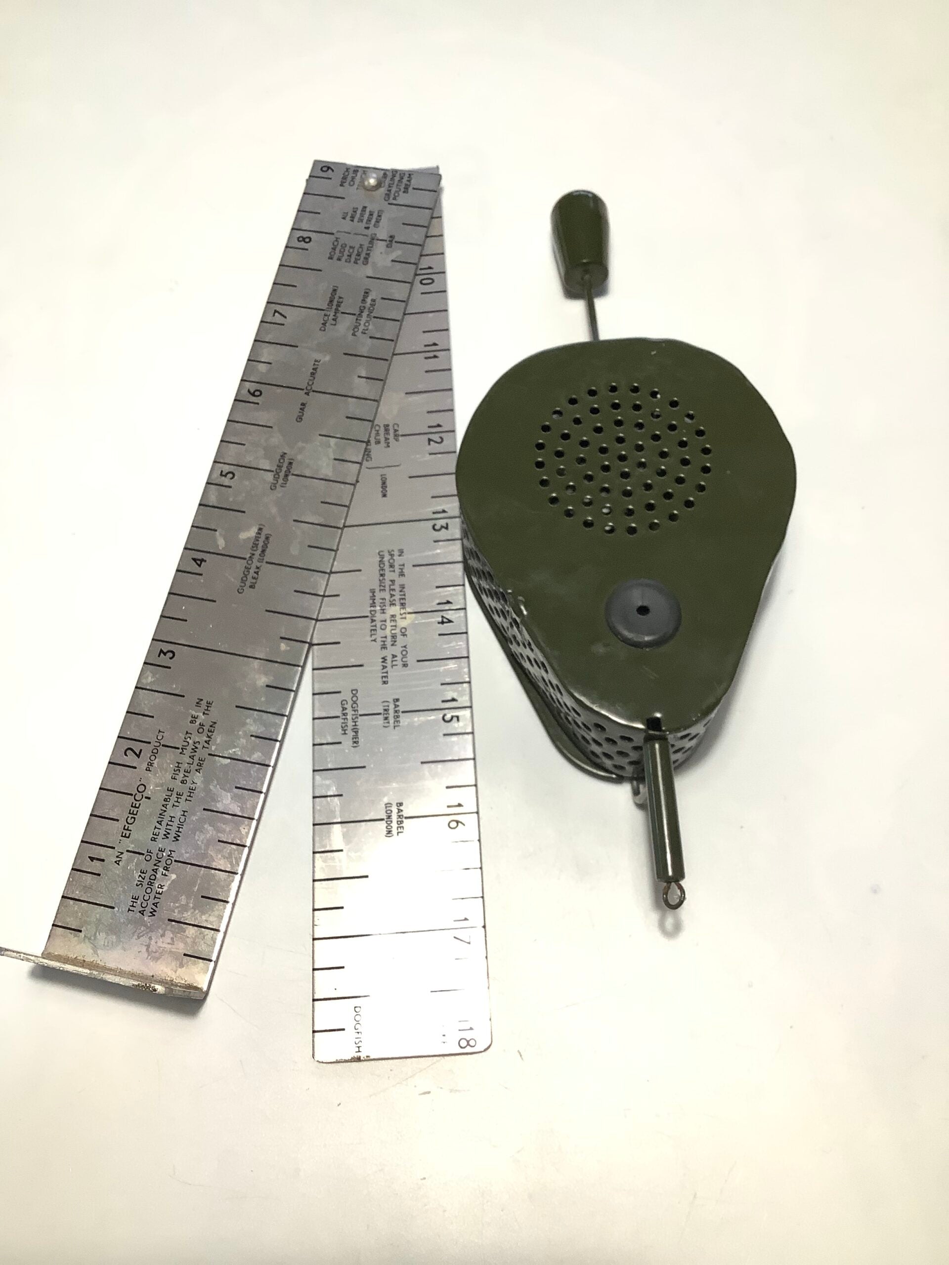 Vintage large size bait dropper Efgeeco folding measure