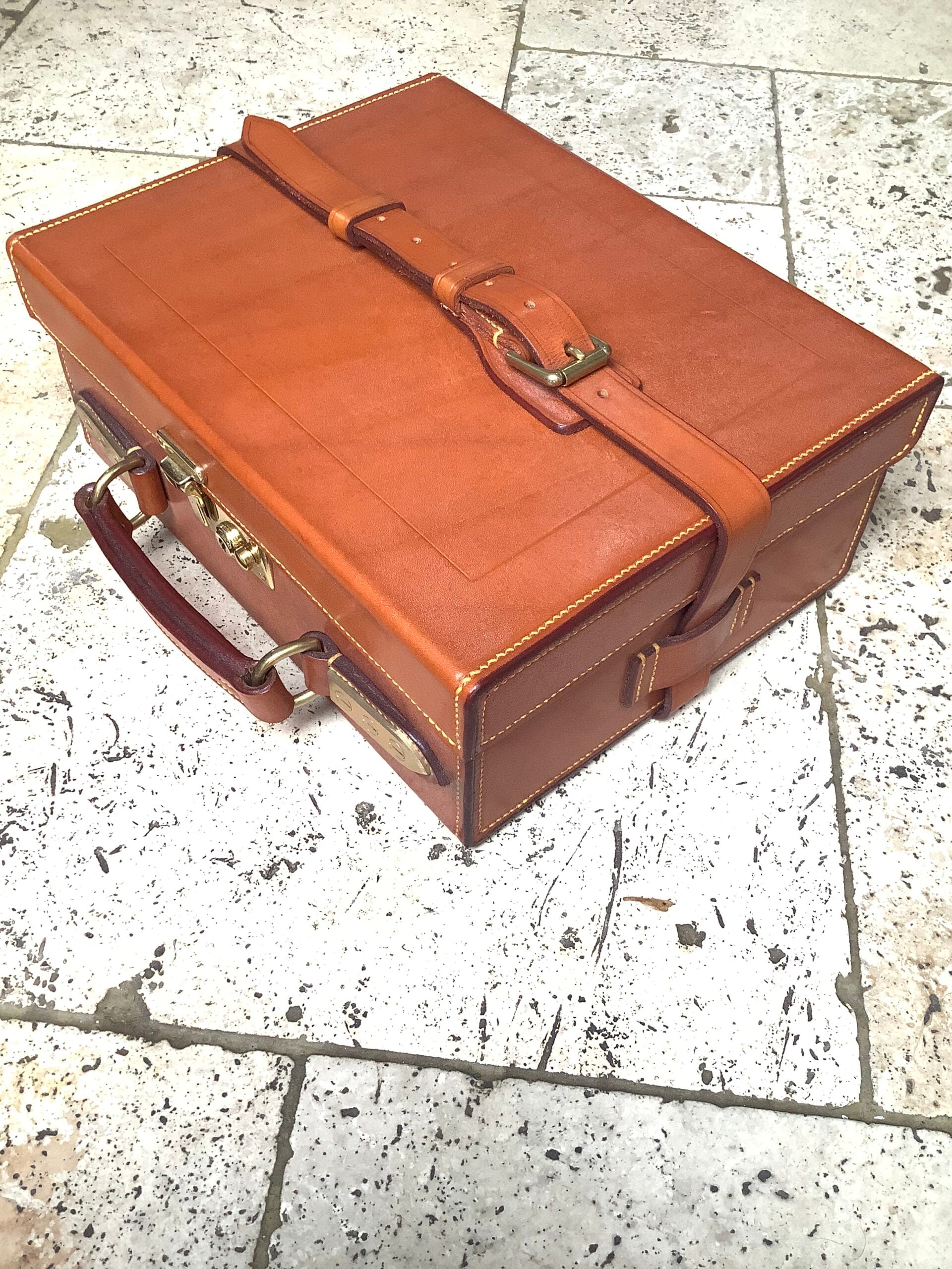 PETER LOAM HANDCRAFTED LEATHER OAK MAGAZINE/TACKLE CASE
