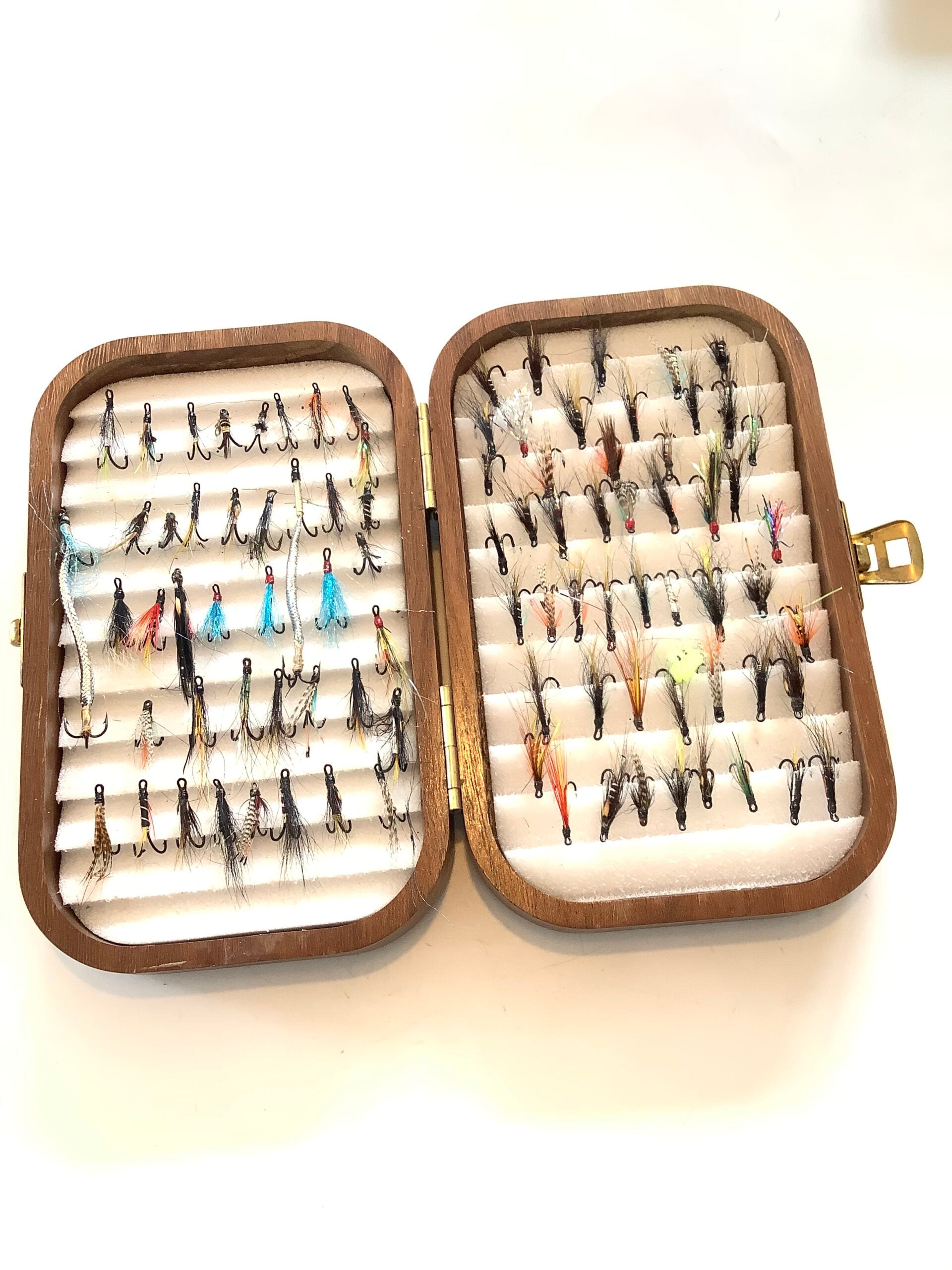 Richard Wheatley Hardwood Fly Box with approx 100 Flies