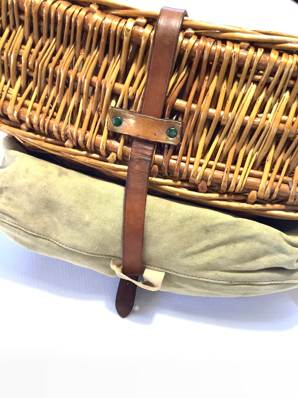 Classic Traditional BRADY “Conway” Fisherman’s Creel/Bag