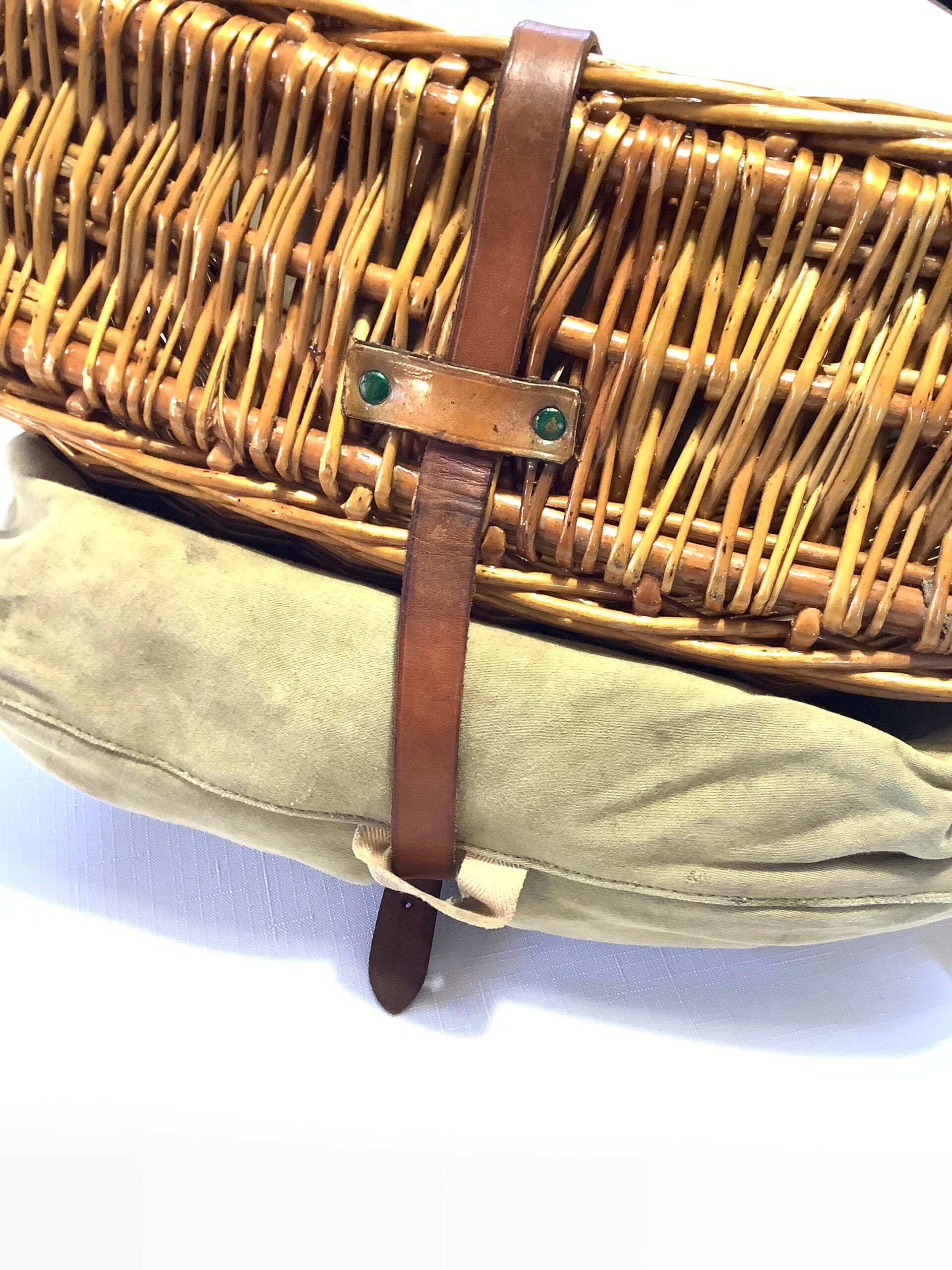 Classic Traditional BRADY “Conway” Fisherman’s Creel/Bag