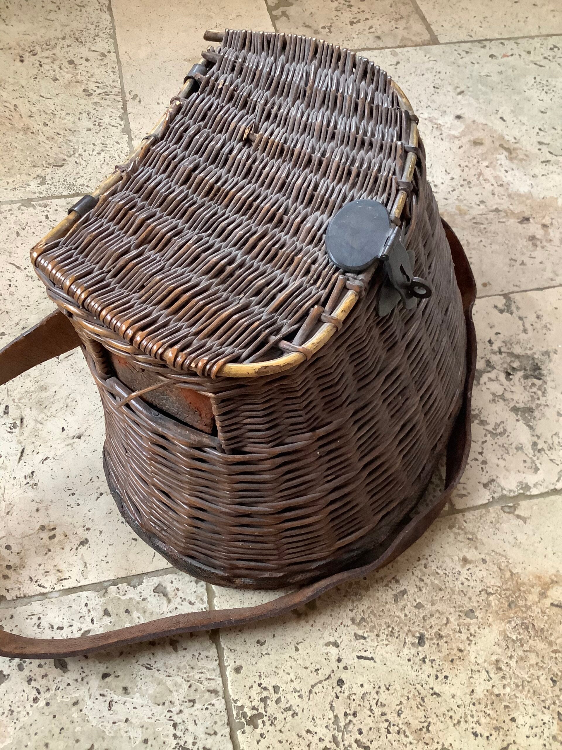 Antique Platts fisherman’s Creel