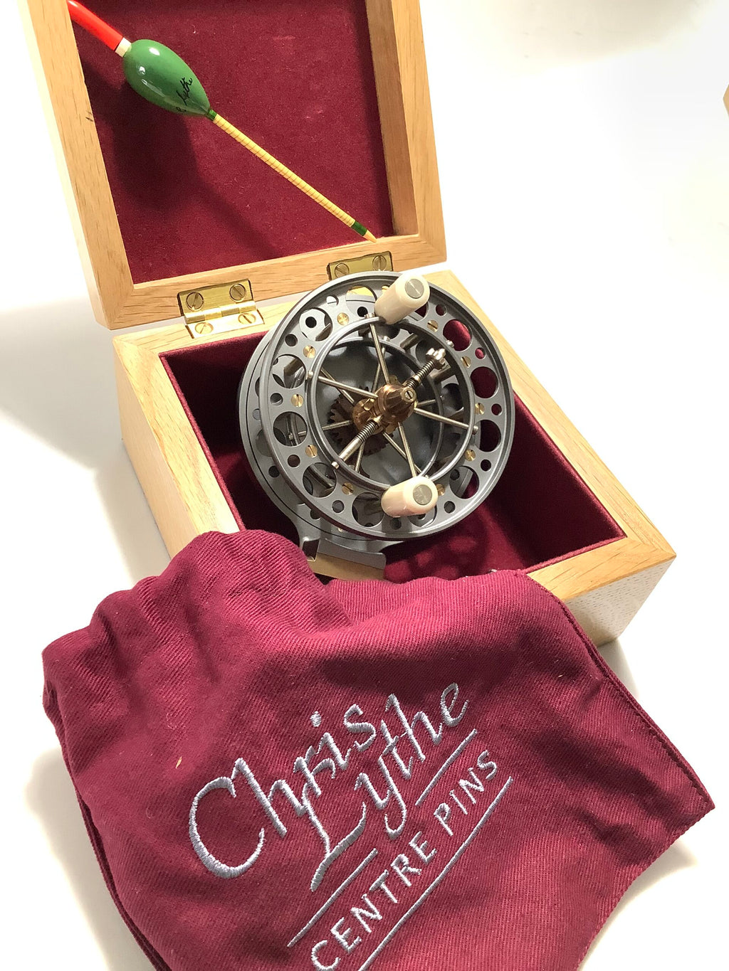 New CHRIS LYTHE Scotton Trotter Centrepin with Presentation Box
