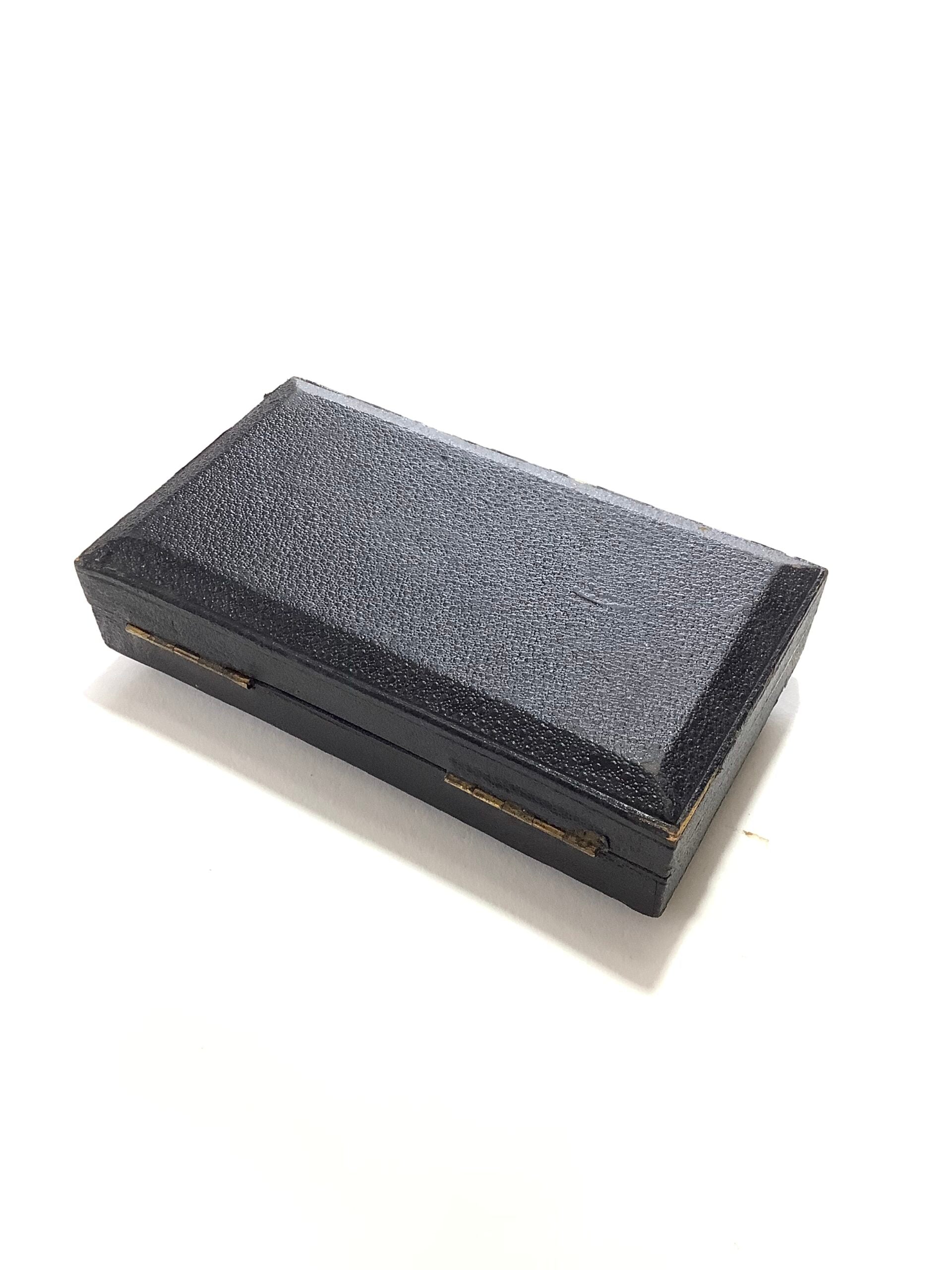 Important Piece of Angling History MR.F.M.H HALFORDS Very own Fish weighing Balance 1890