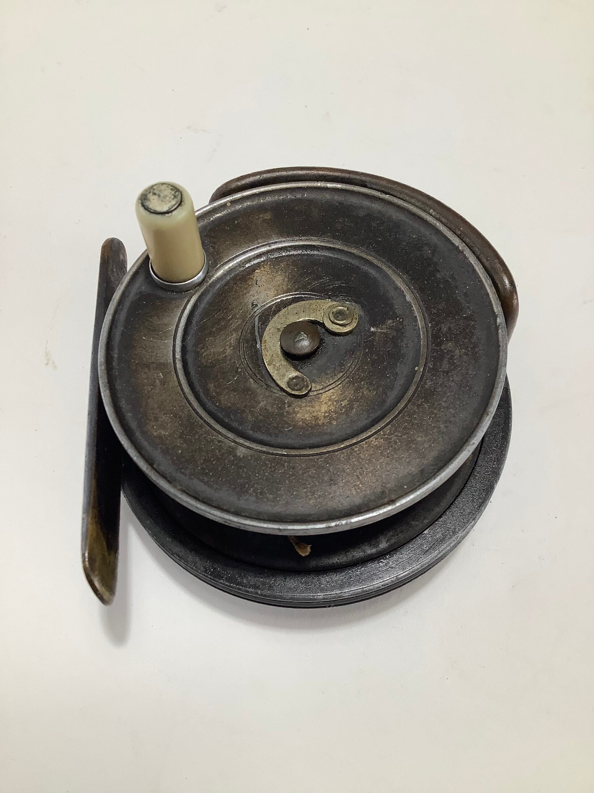 Antique Hardy Bros first model Sunbeam 2 3/4” Fly Reel