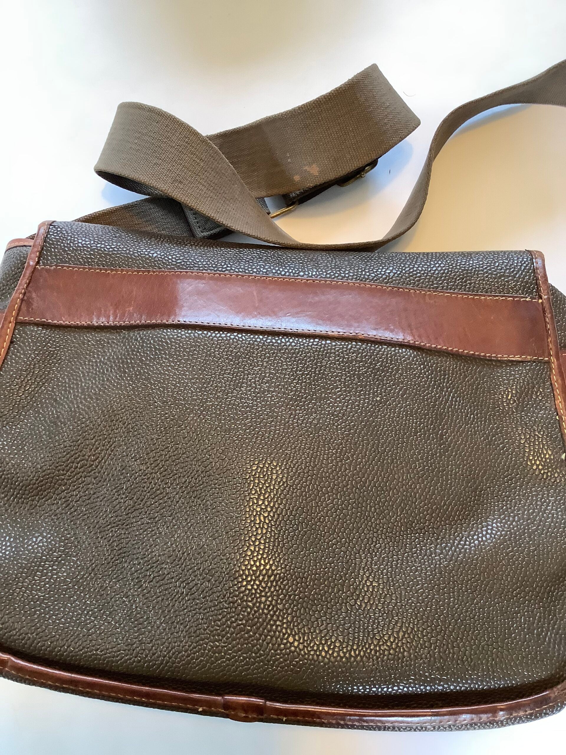 Rare Mulberry Trout Fisherman’s Bag
