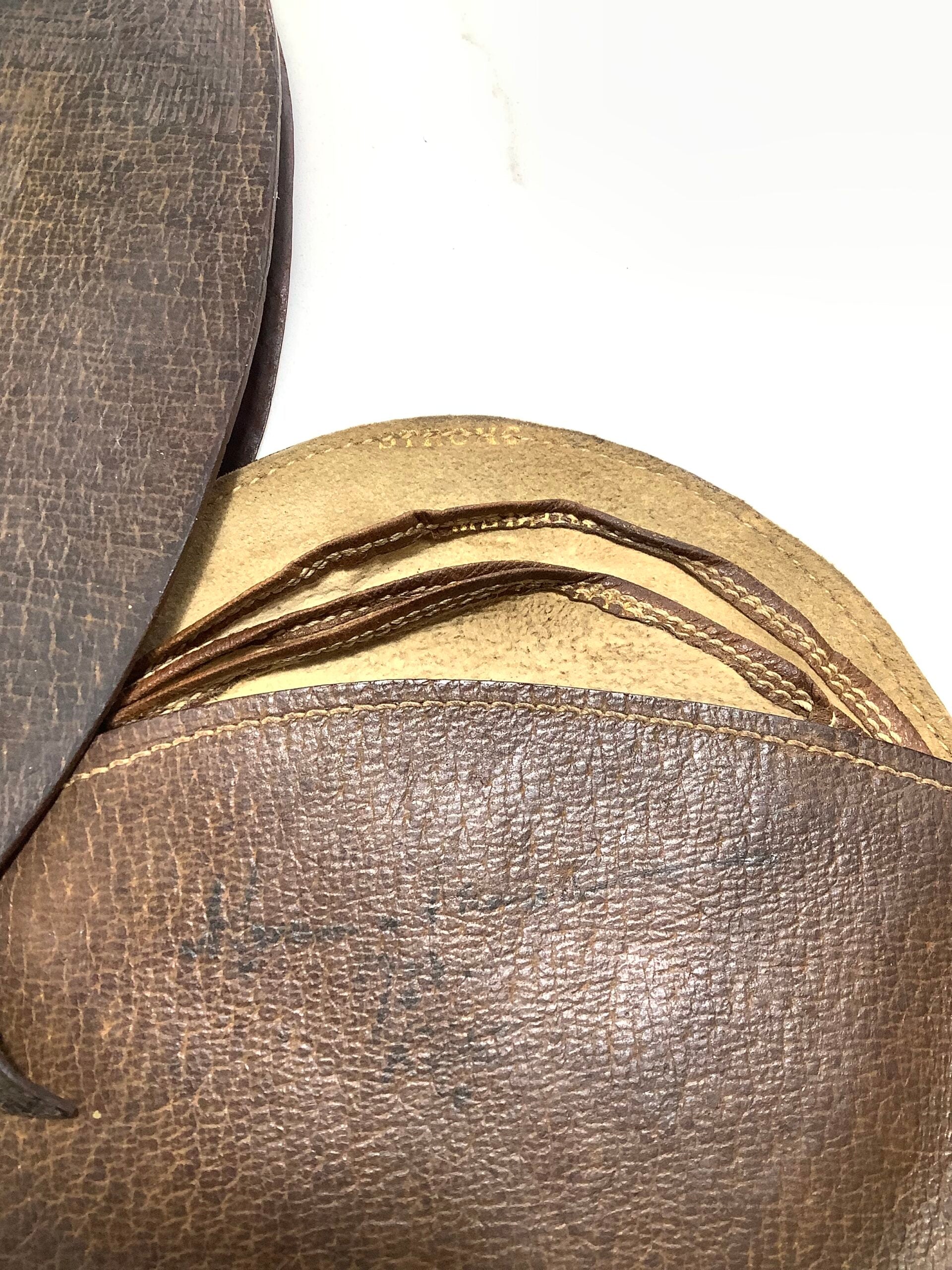 Very Rare Antique The IZAAK Leather Fly Cast Holder