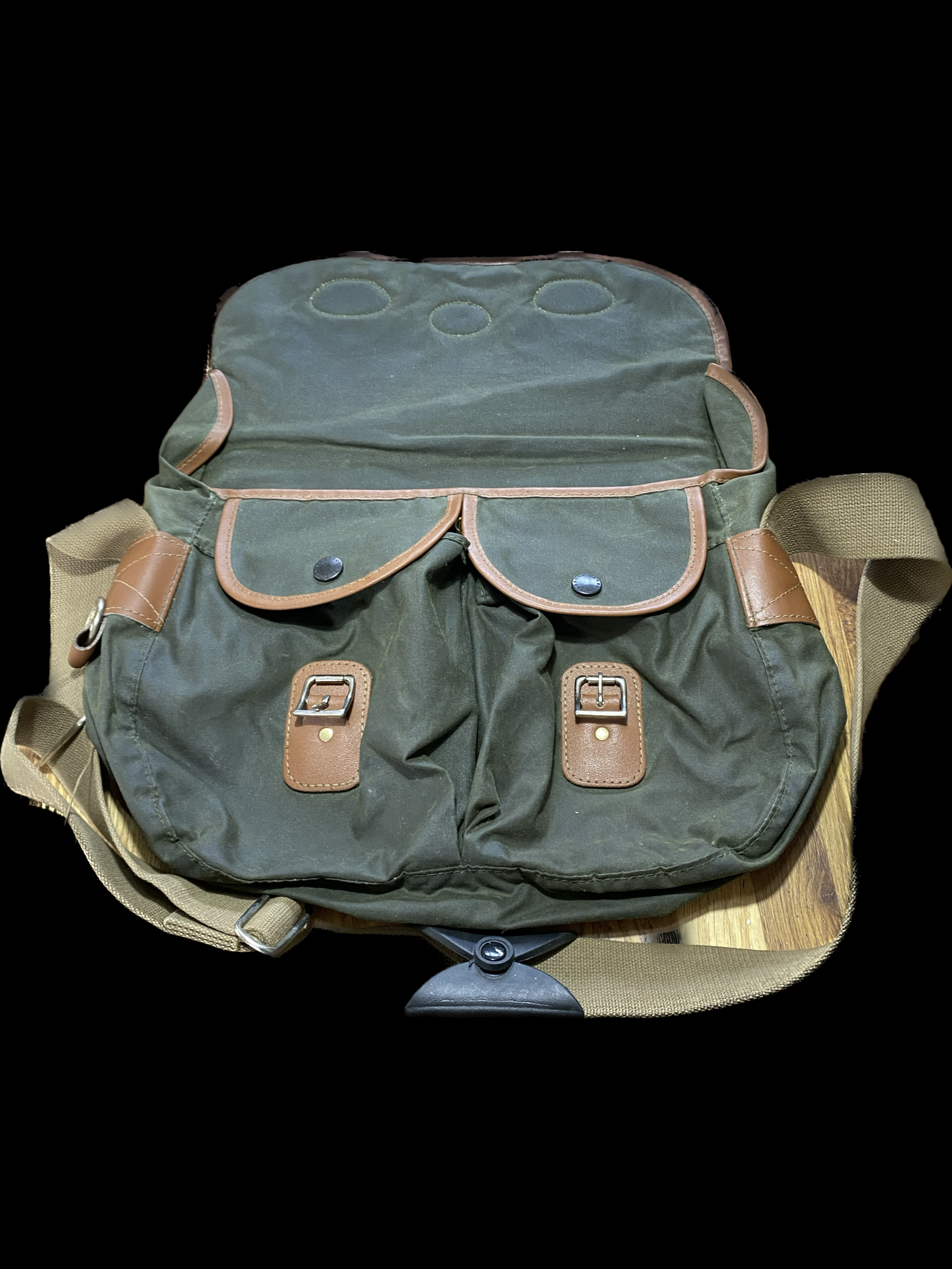 Vintage BARBOUR waxed and leather fisherman’s hold-all bag