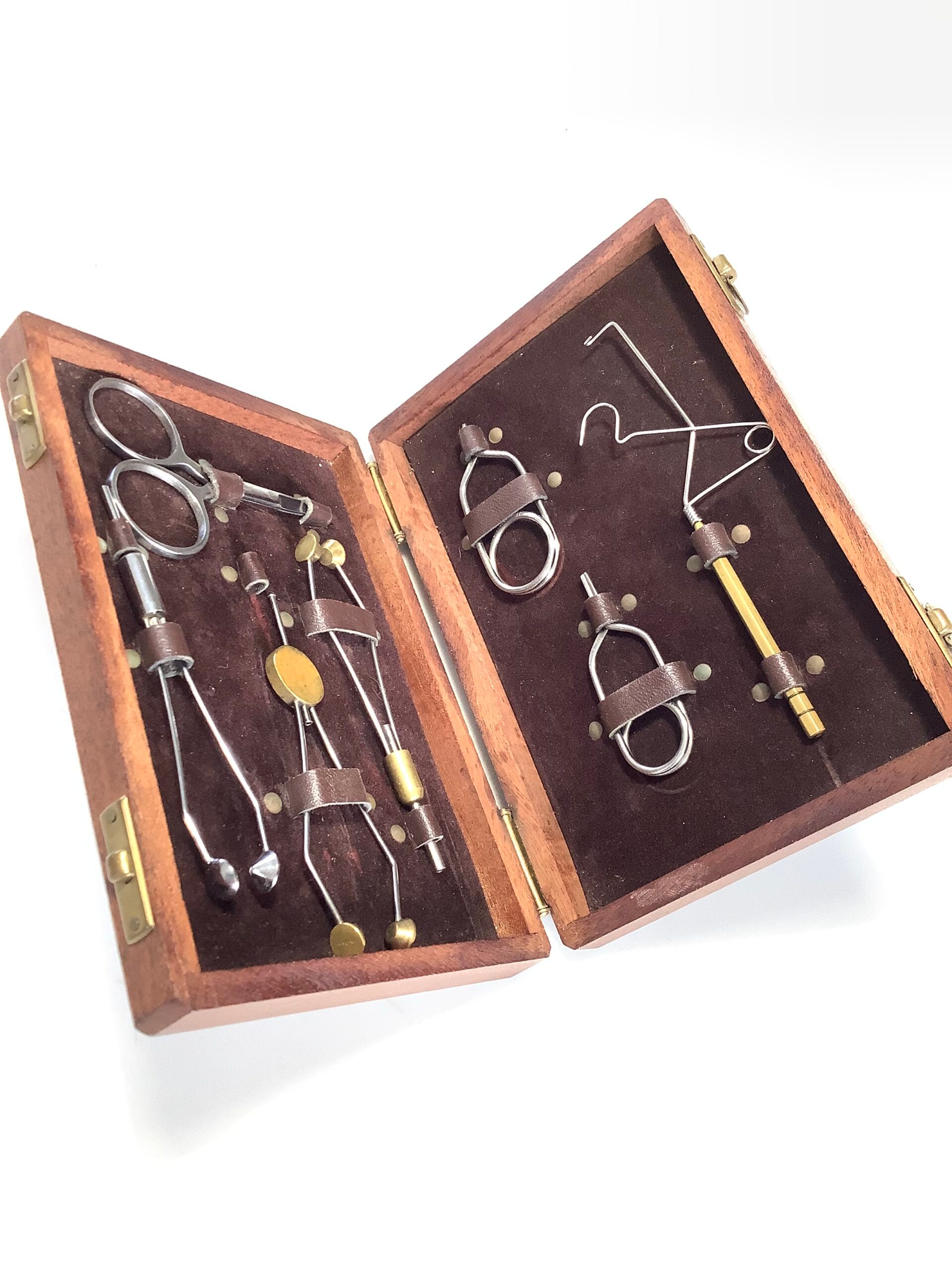 Scarce Vintage Richard Wheatley Mahogany Cased  Fly Tyers Travelling Tool Set.