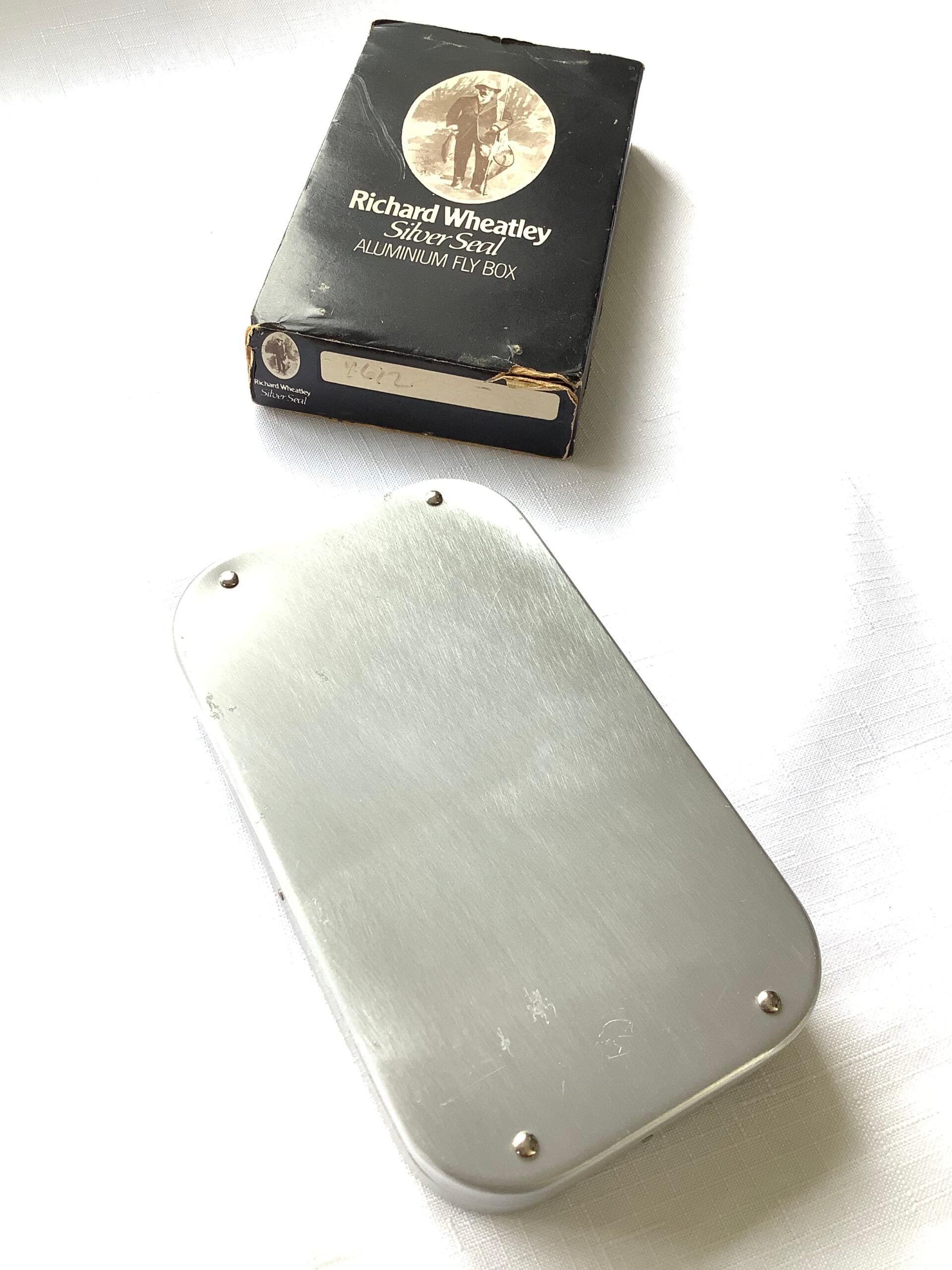 Richard Wheatley Silver Seal 168 Clip Fly Box