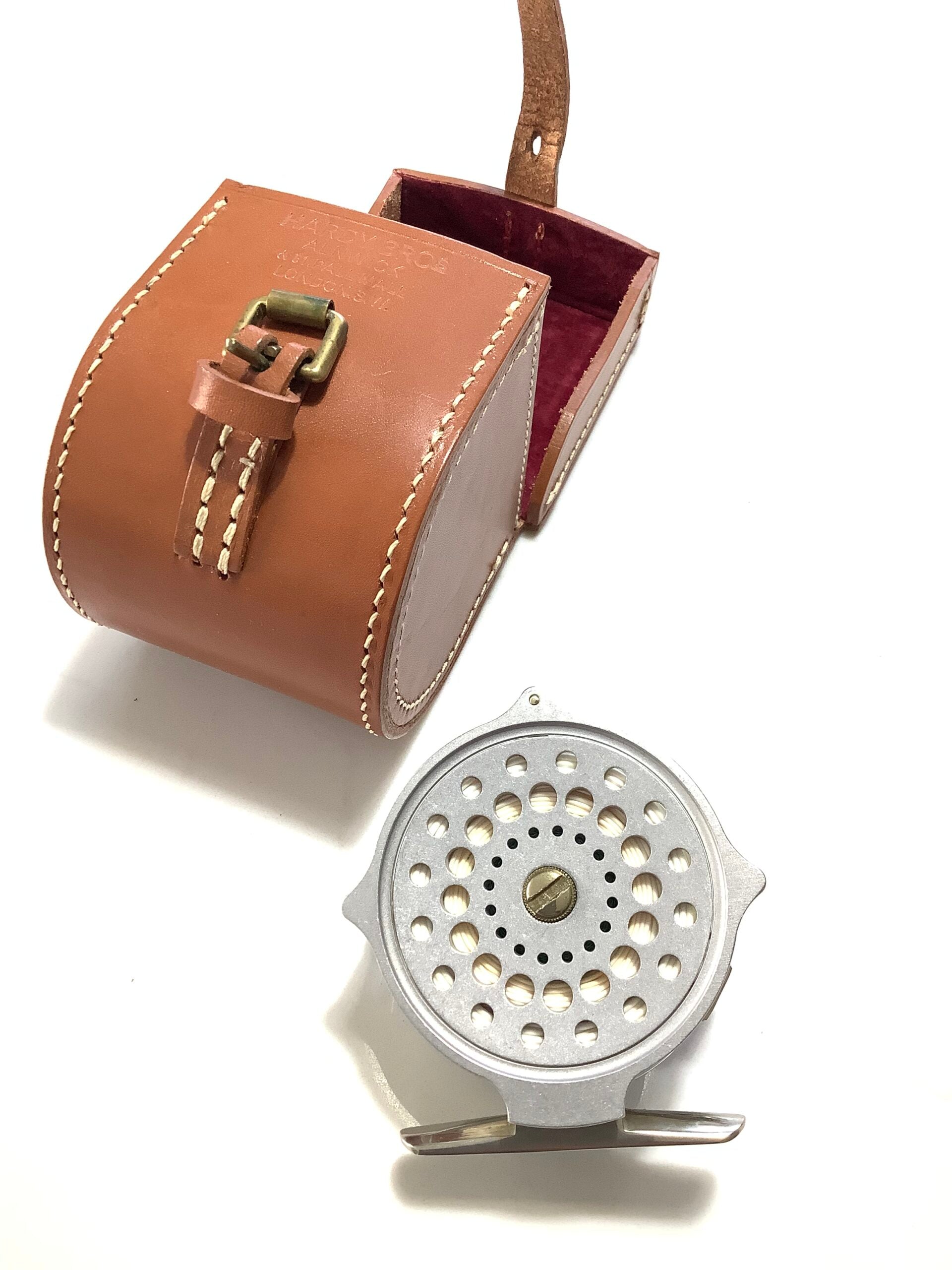 HARDY Bougle 2 1/2” Fly Reel  with New #5 Floating line