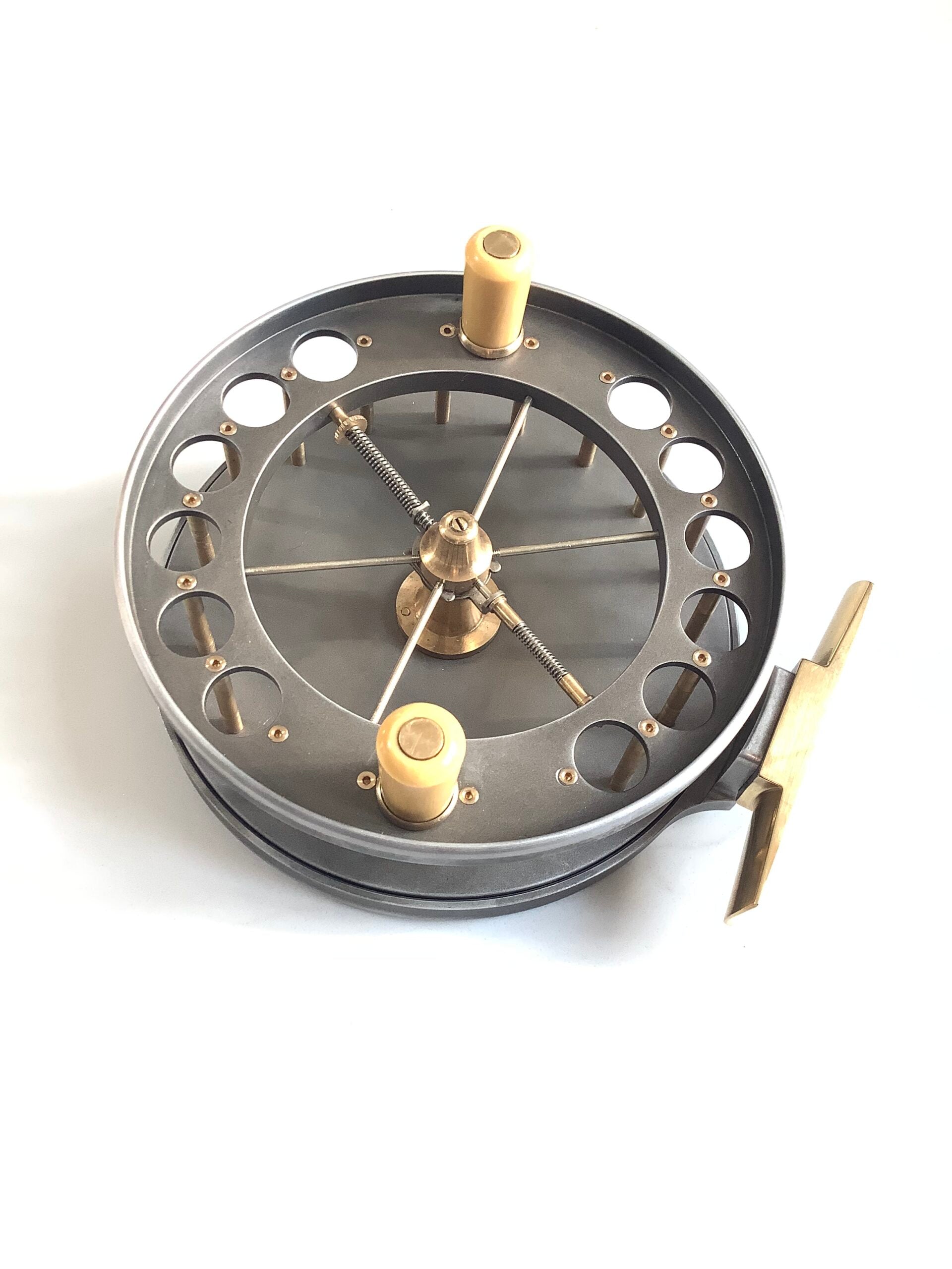 Mill Tackle “ BARBUS” Centrepin Rare 1 of 2