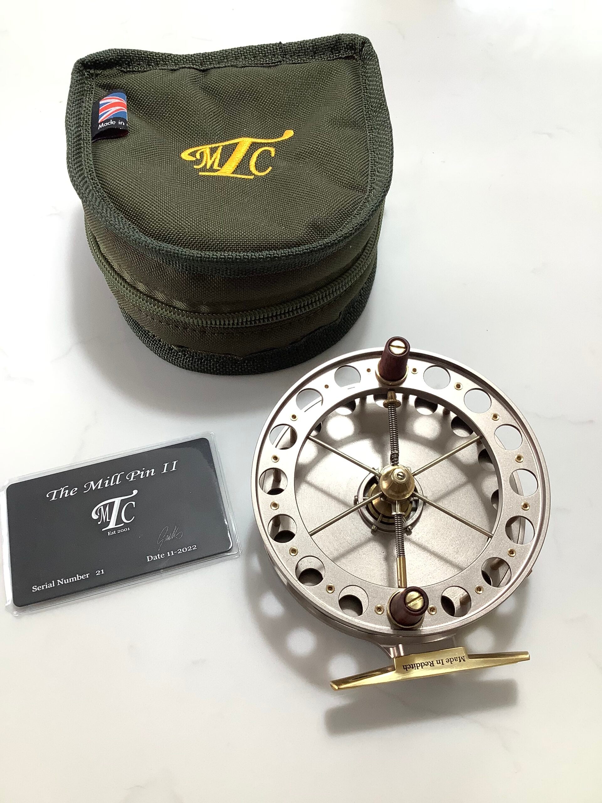 New unused GARRY MILLS “ 21 year Anniversary Limited Edition Centrepin