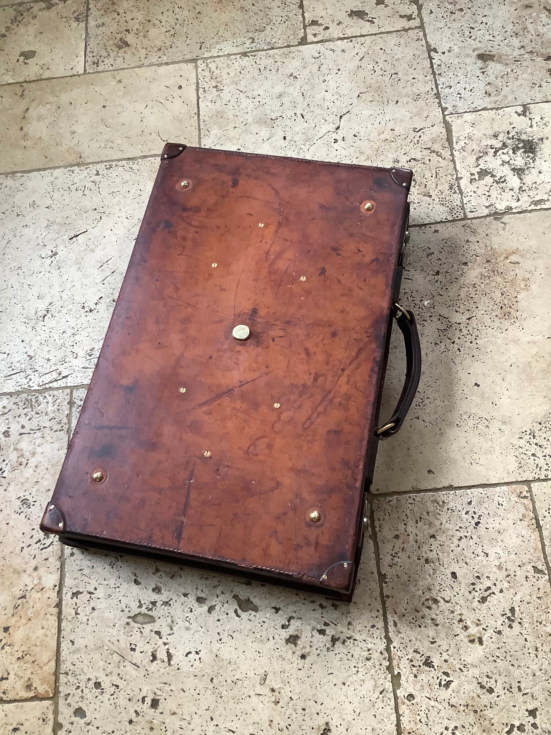 Very Rare Antique HARDY BROS “ LANDROW “ Leather Fishing Tackle Case