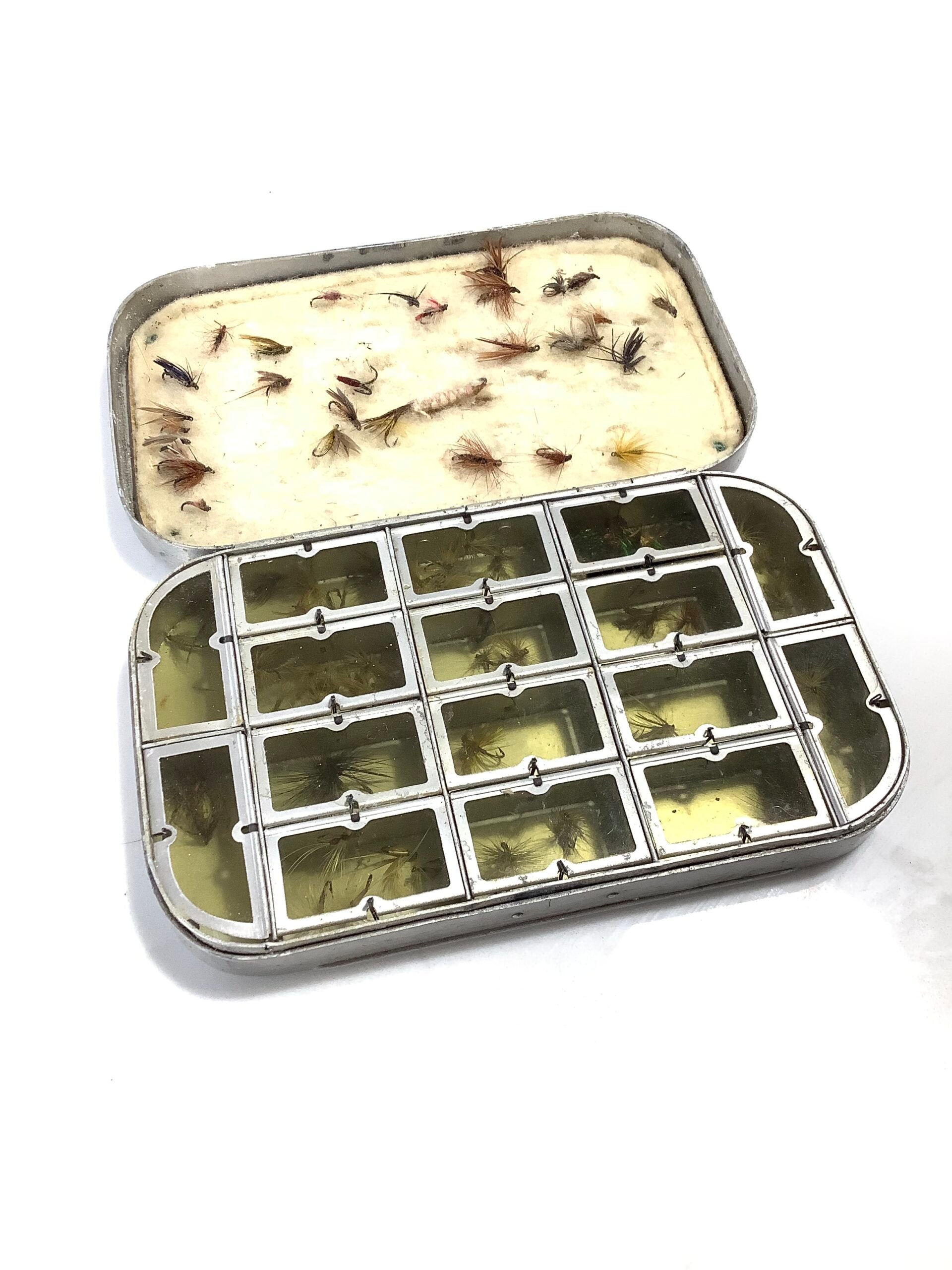 Vintage FARLOWS of Pall Mall Dry Fly Compartment Fly with flies