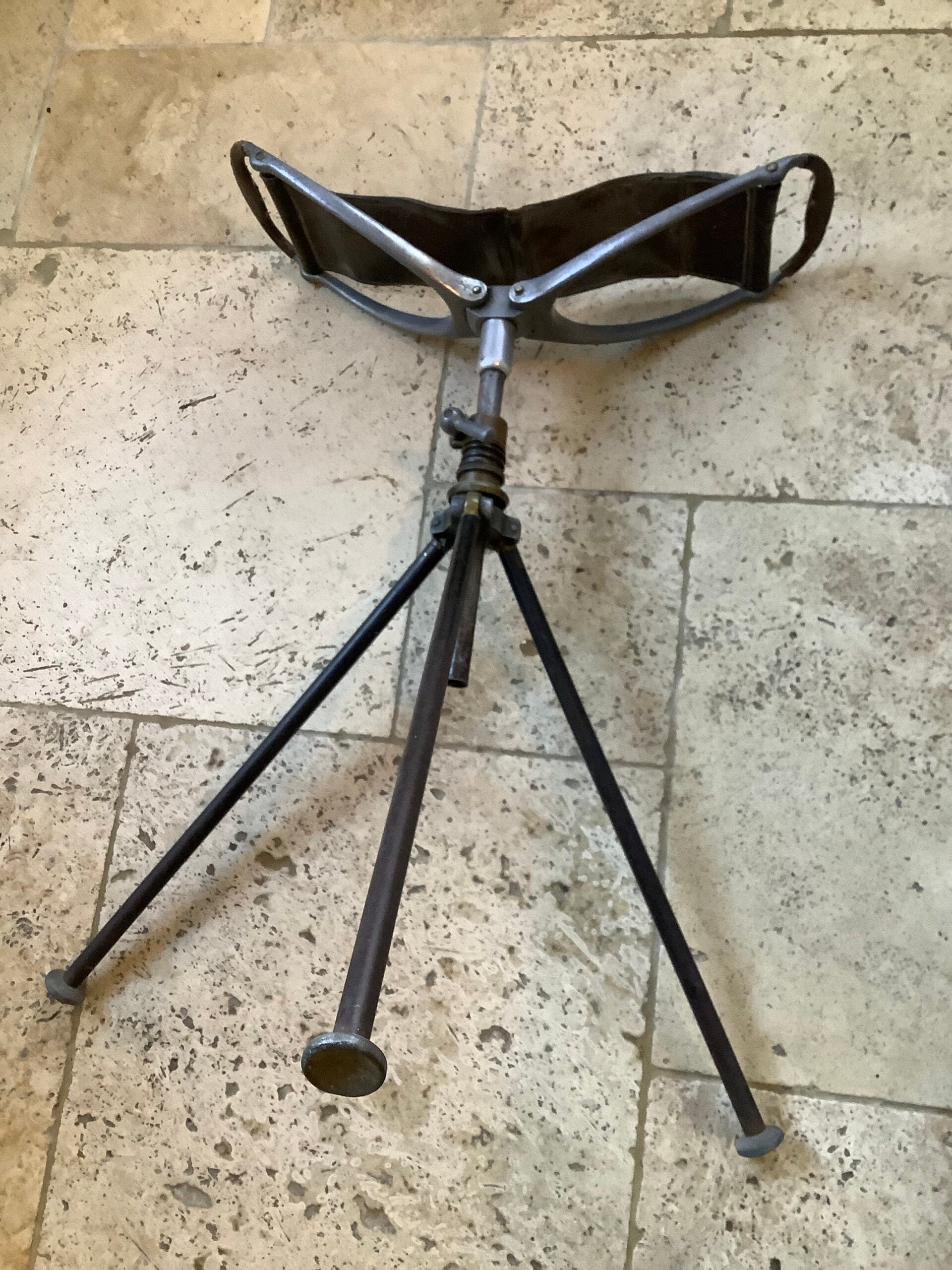 Antique Hardy Bros Sportsman’s tripod seat