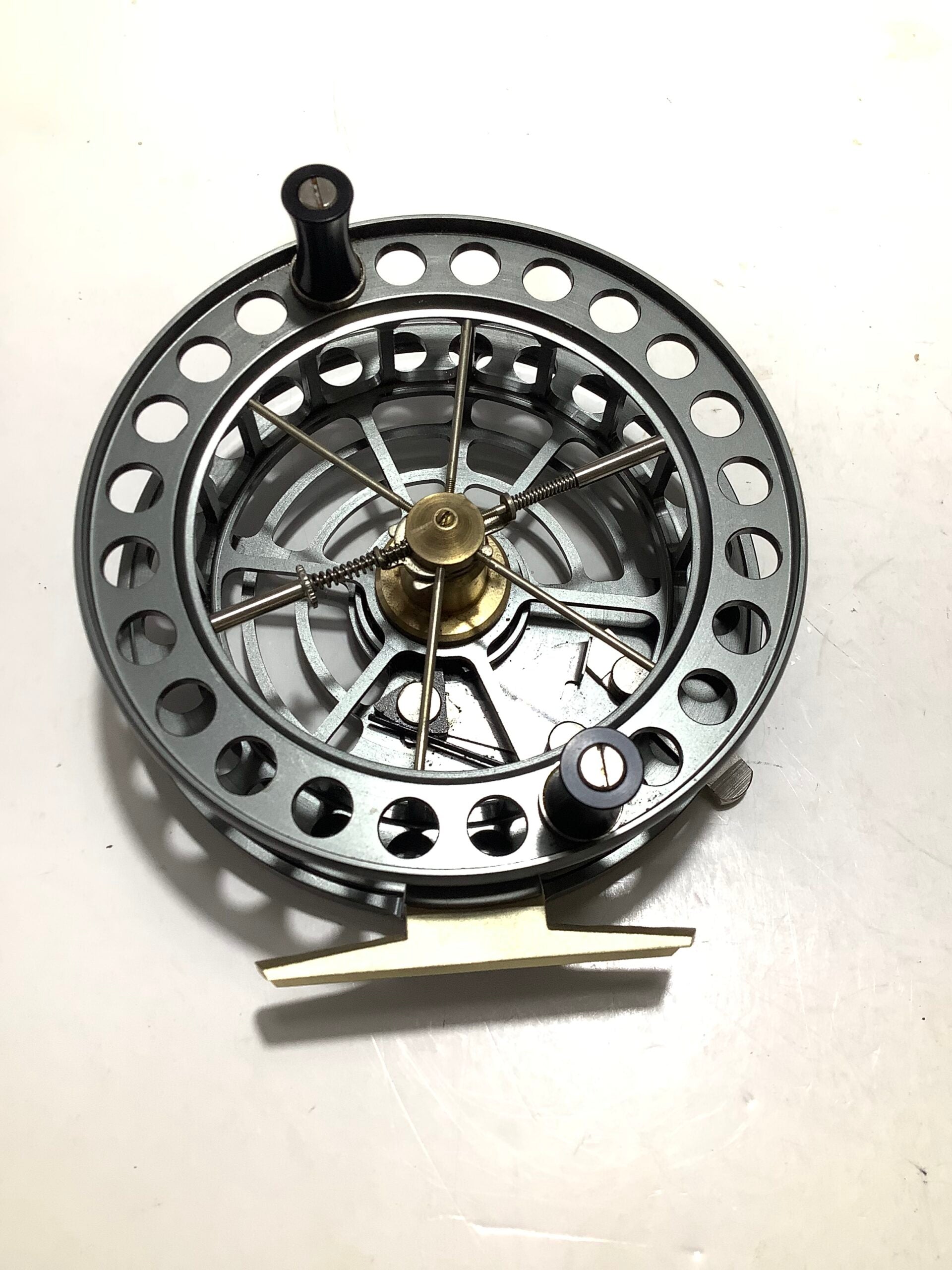 New unused J.W.YOUNG “ SUPER LIGHTWEIGHT “ Centrepin