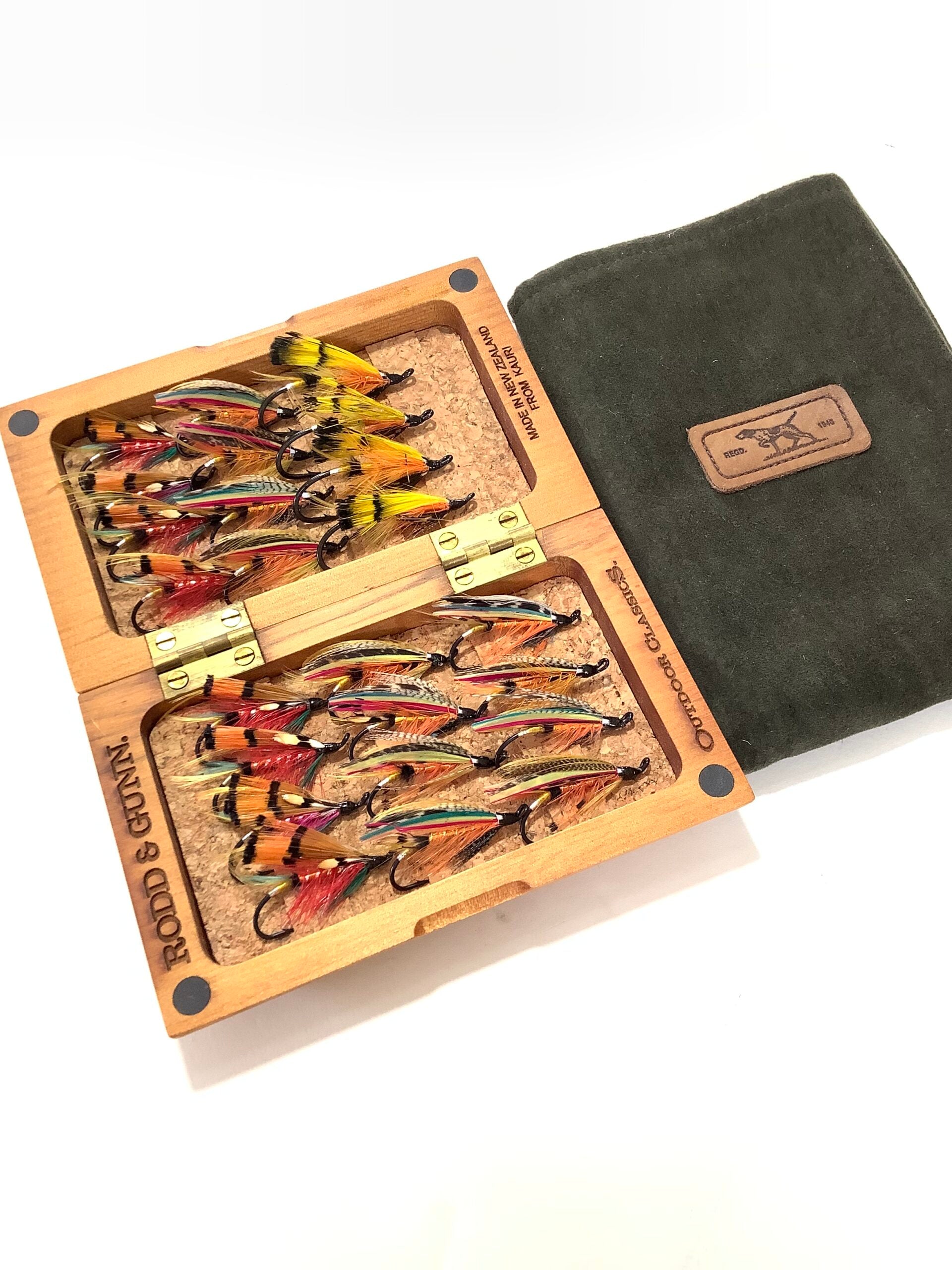Scarce RODD GUNN FLY BOX of New Zealand with 24 dressed Salmon Flies