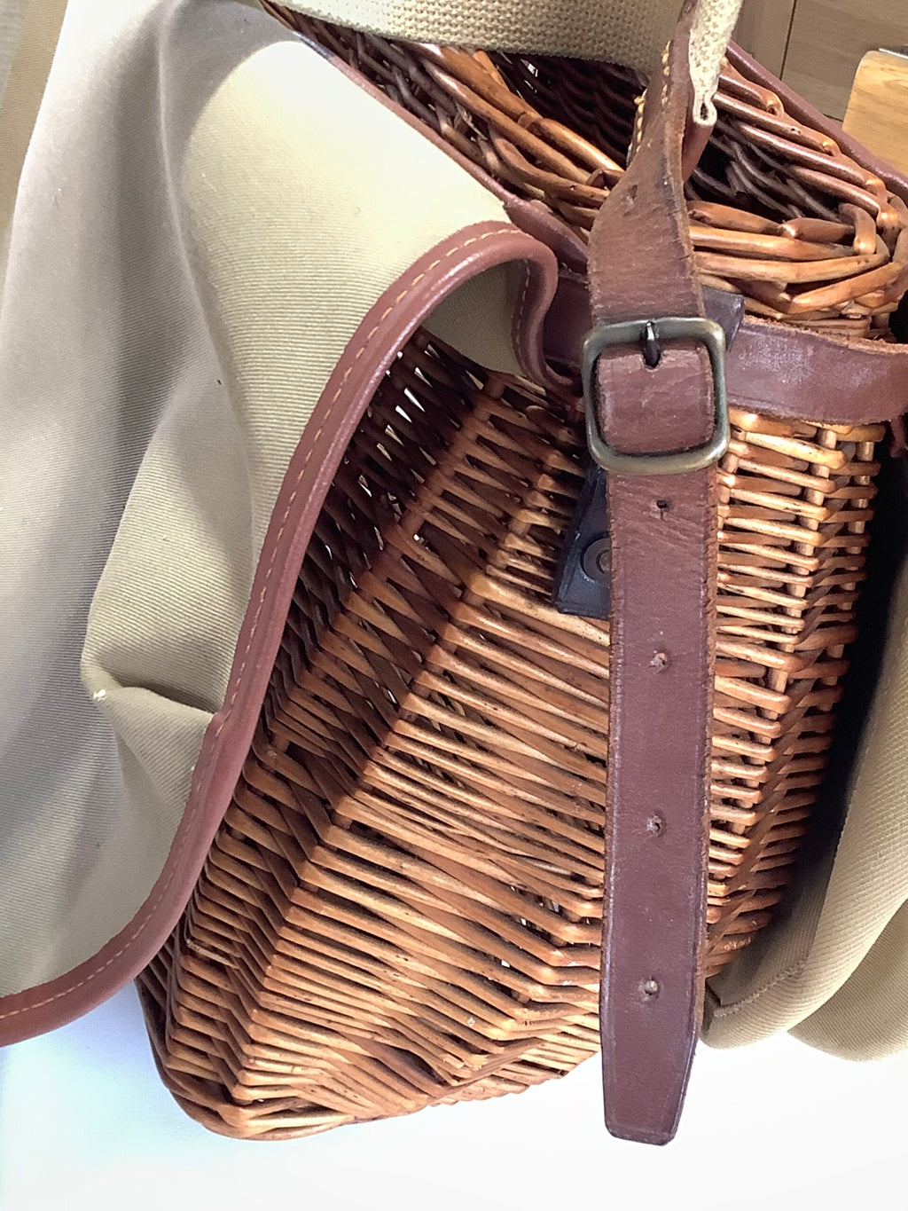 BRADY Conway Fisherman’s CREEL/BAG