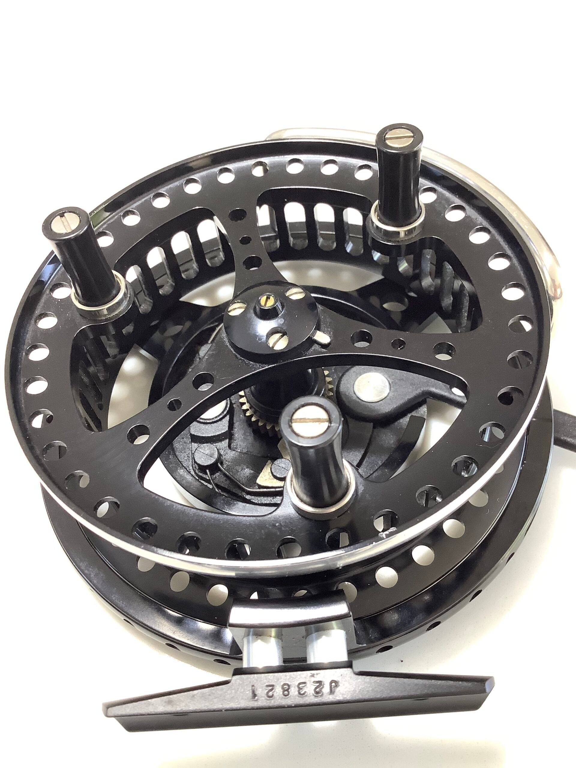 Hardy Bros CONQUEST Black version 4” Centrepin